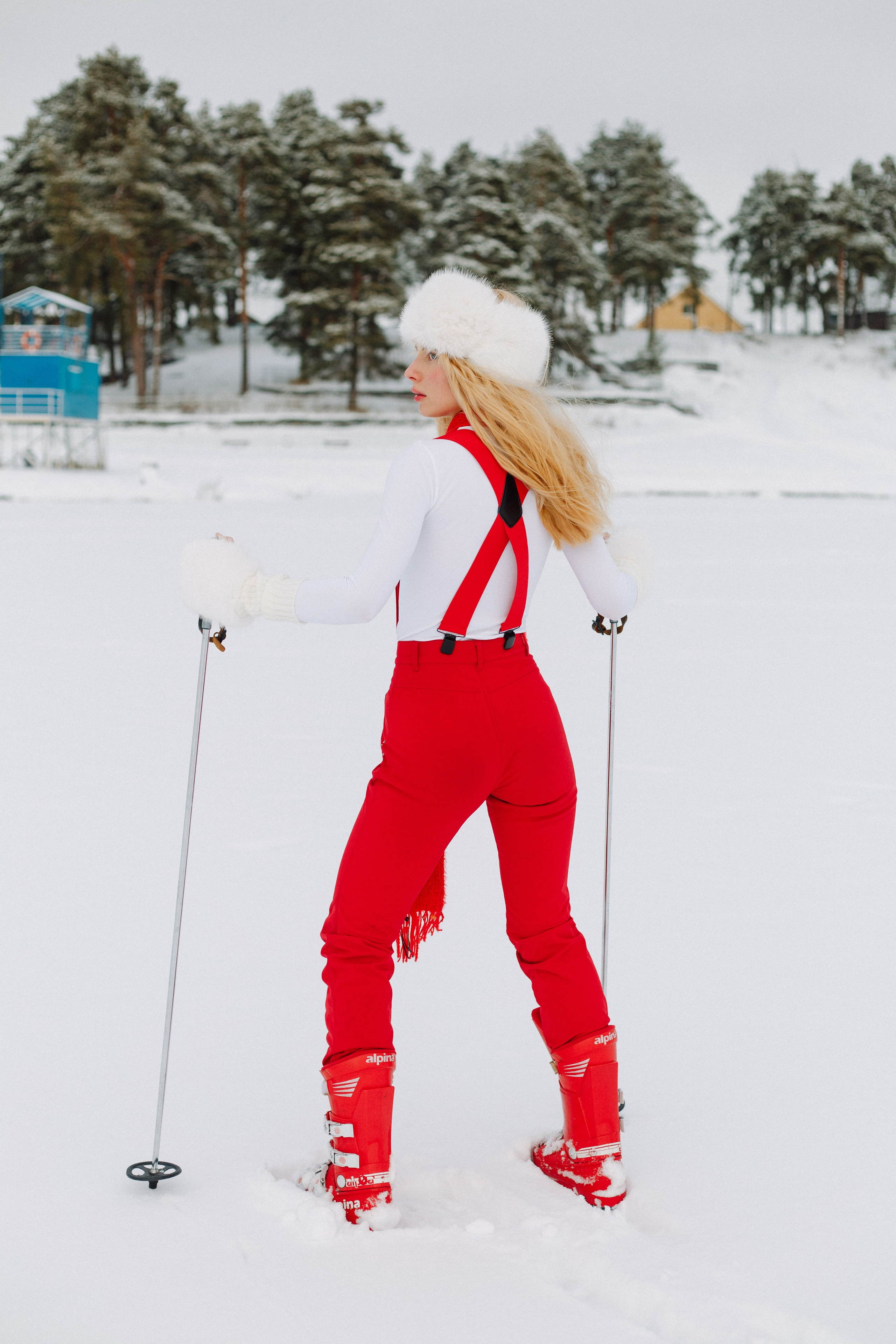 Зимняя фотосессия девушки на льду в Нижнем Новгороде. Фотограф в Нижнем Новгороде Александр Хамов