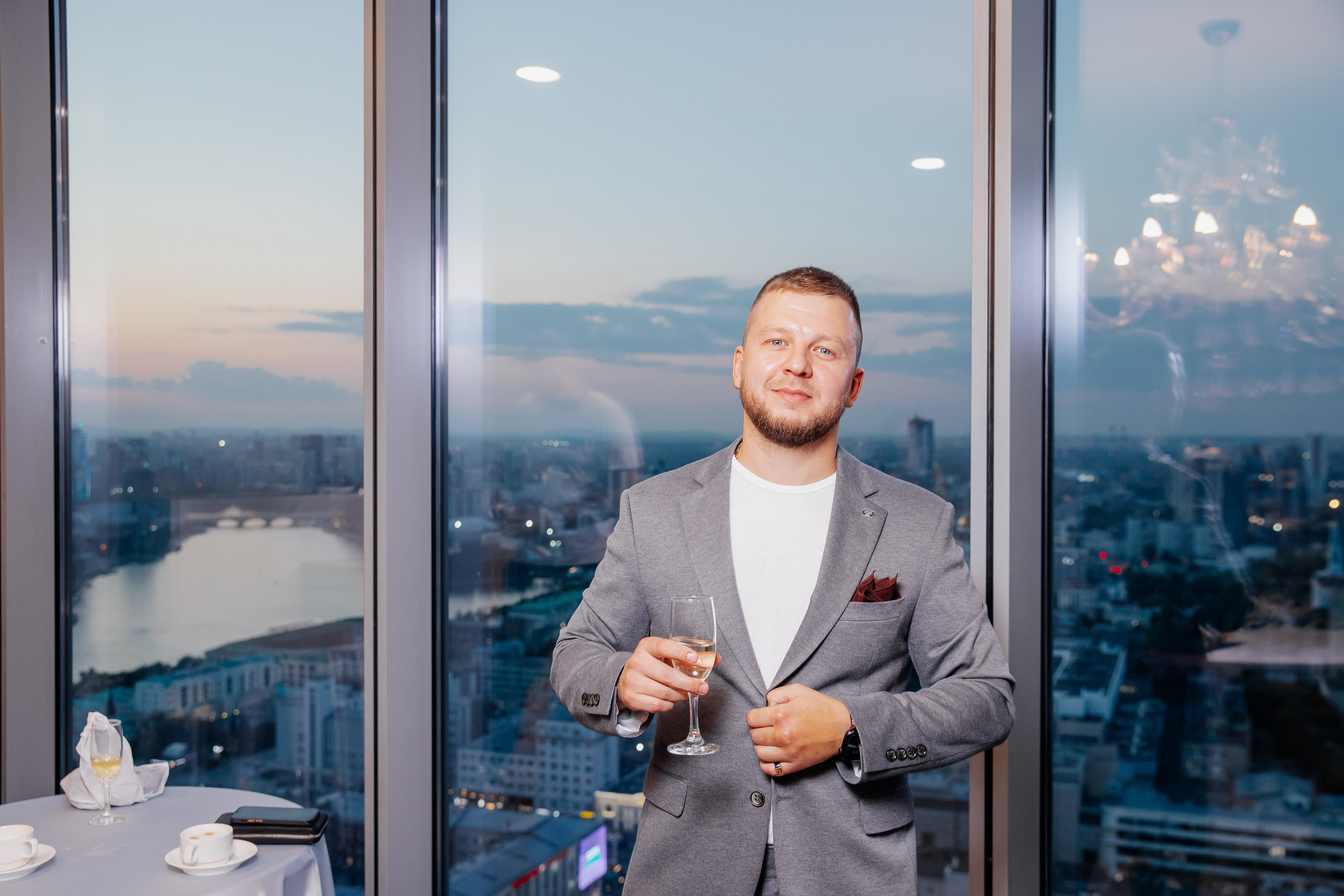 Высоцкий «Клуб строителей». Репортажный и портретный фотограф в Екатеринбурге Гизатуллин Марат