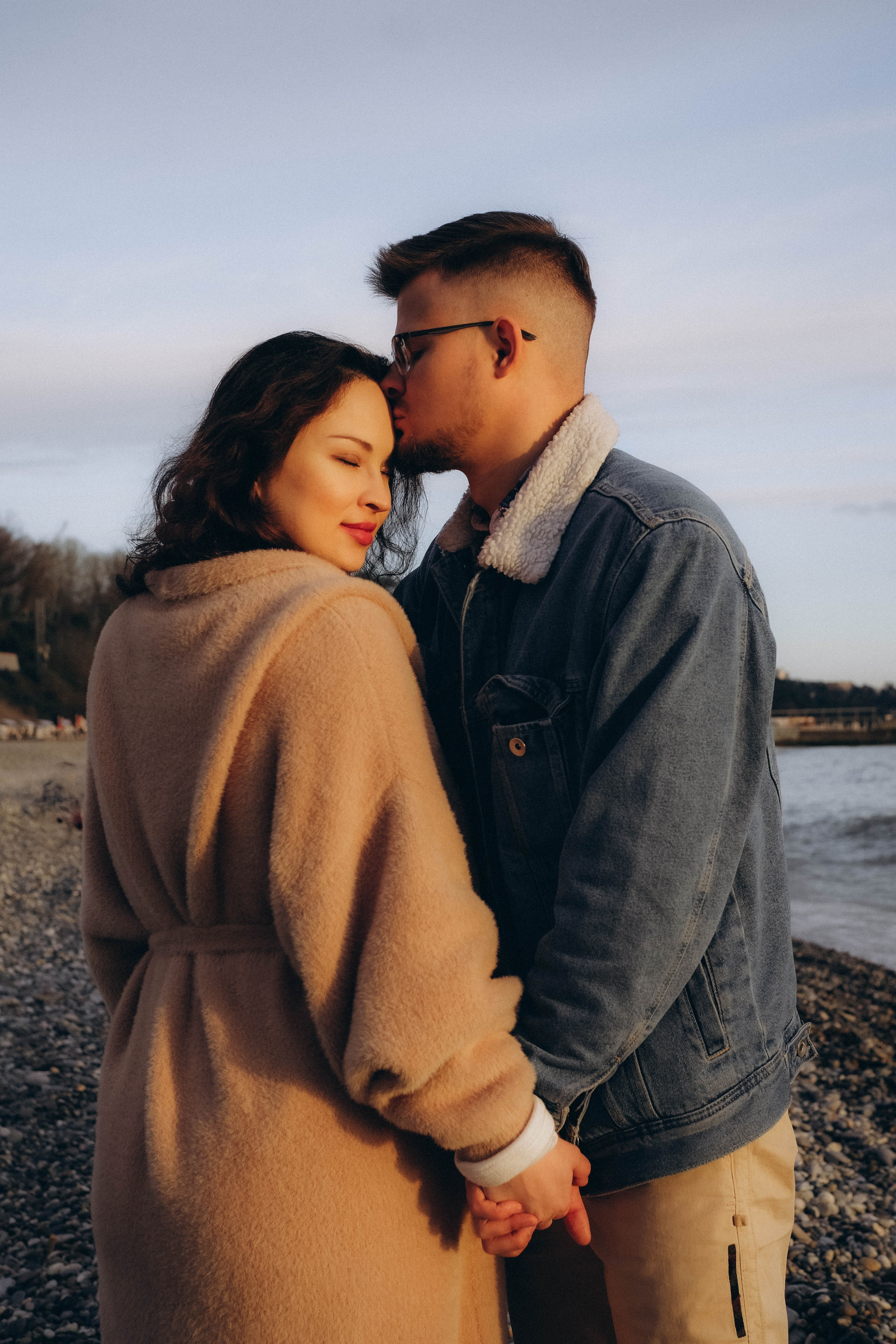 В ожидании чуда (ЖЕня и Женя). Главная