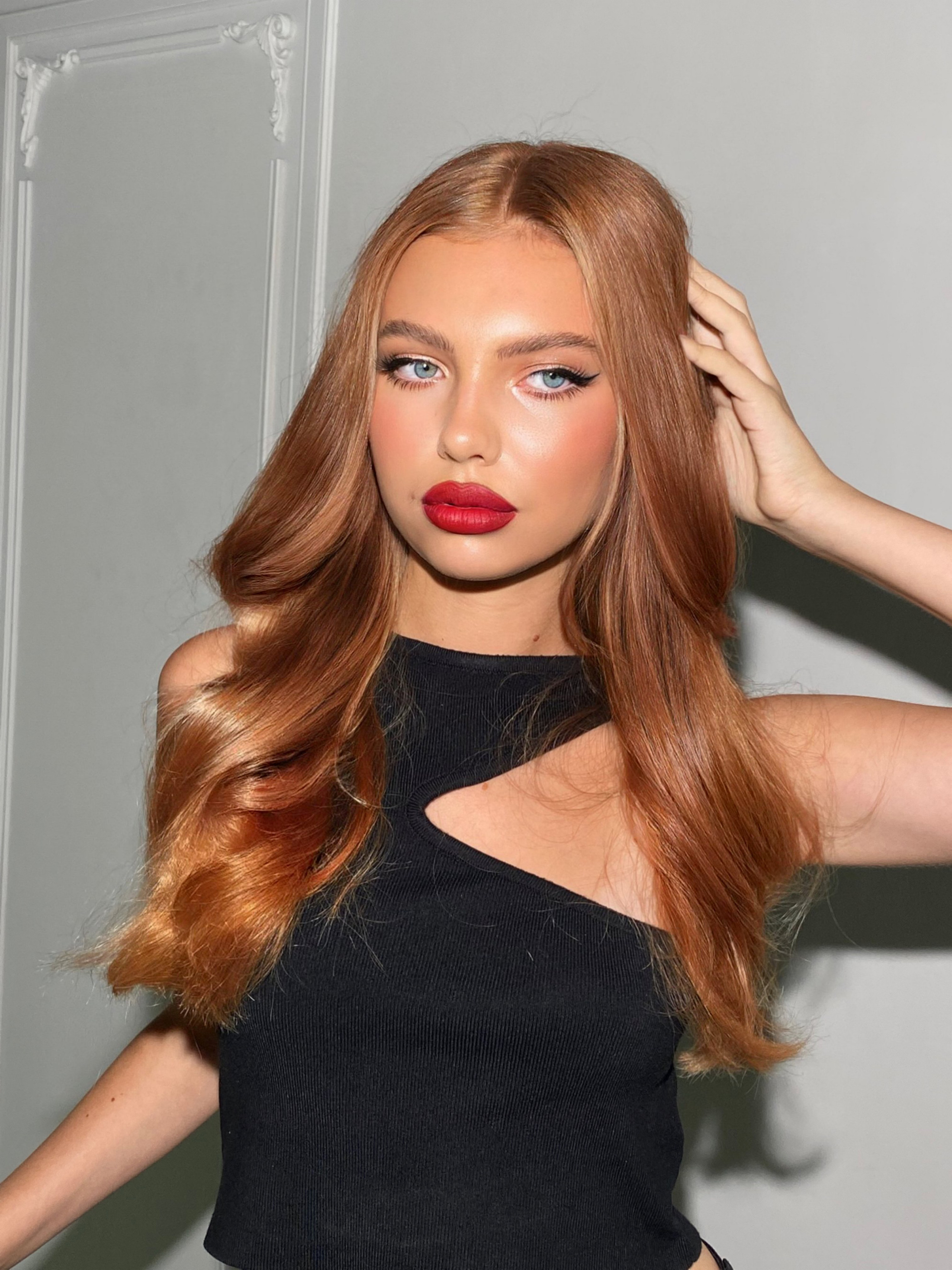 Модель для предметной съемки Мари Москва| Sale Easy