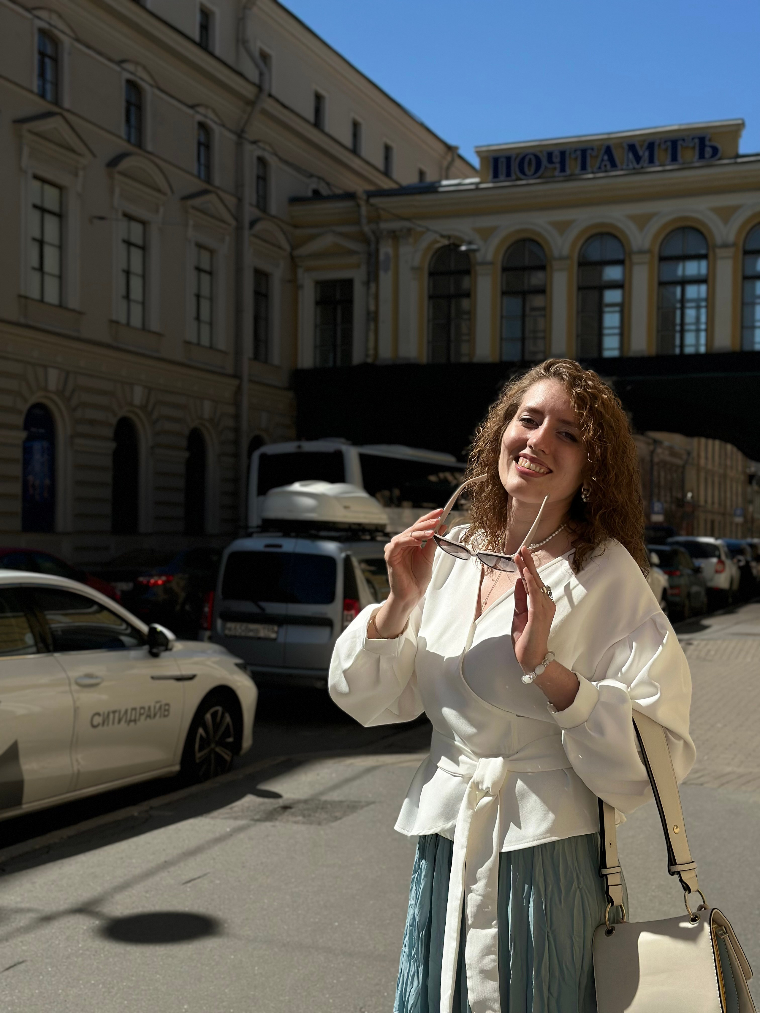 Прогулка по центру. КОНТЕНТ |БРЕНД фотограф Санкт-Петербург — Жанна Олтаржевская