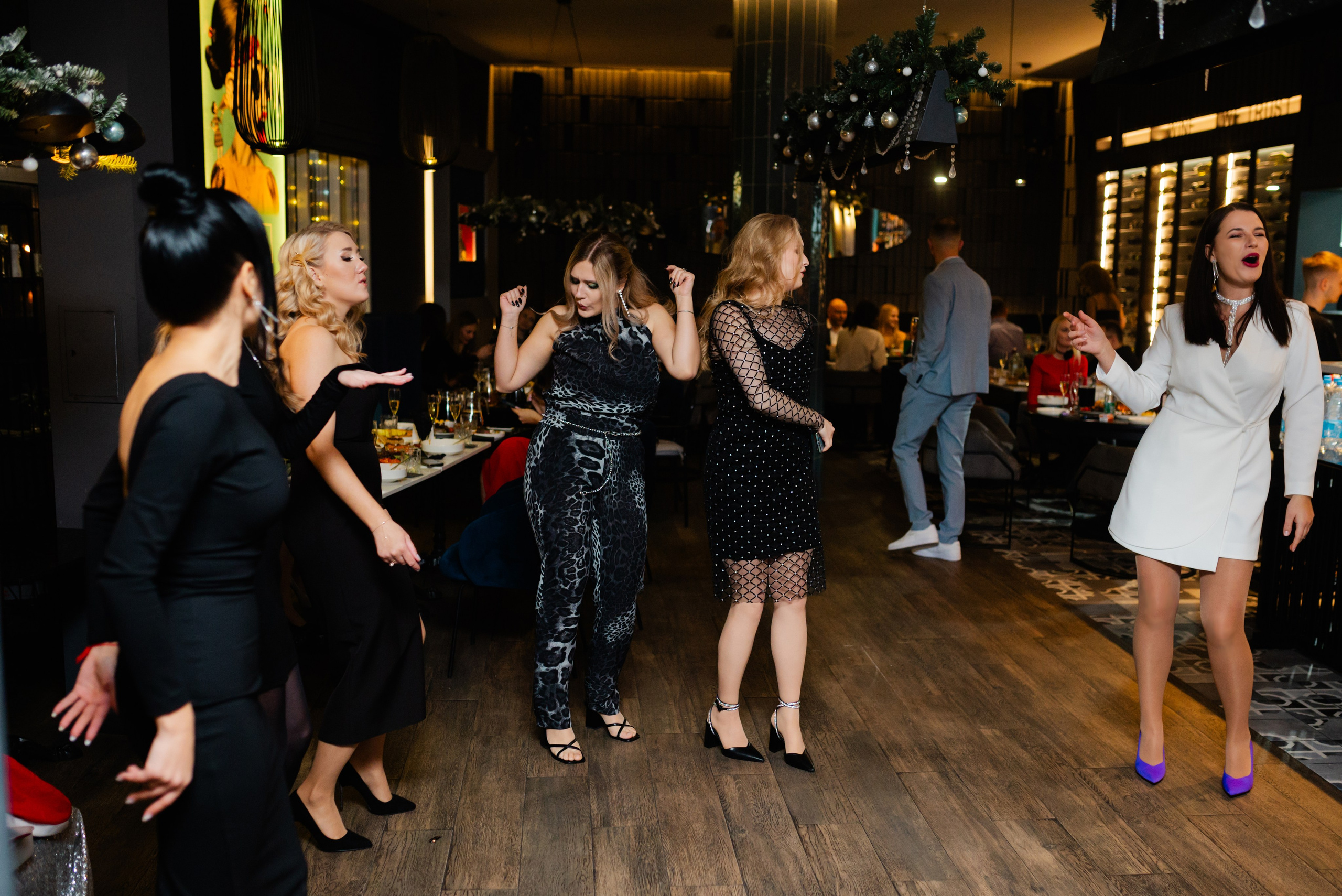 Корпоратив для «Компьютеры и периферия». Свадебный фотограф в городе Минск Крохмалюк Анна