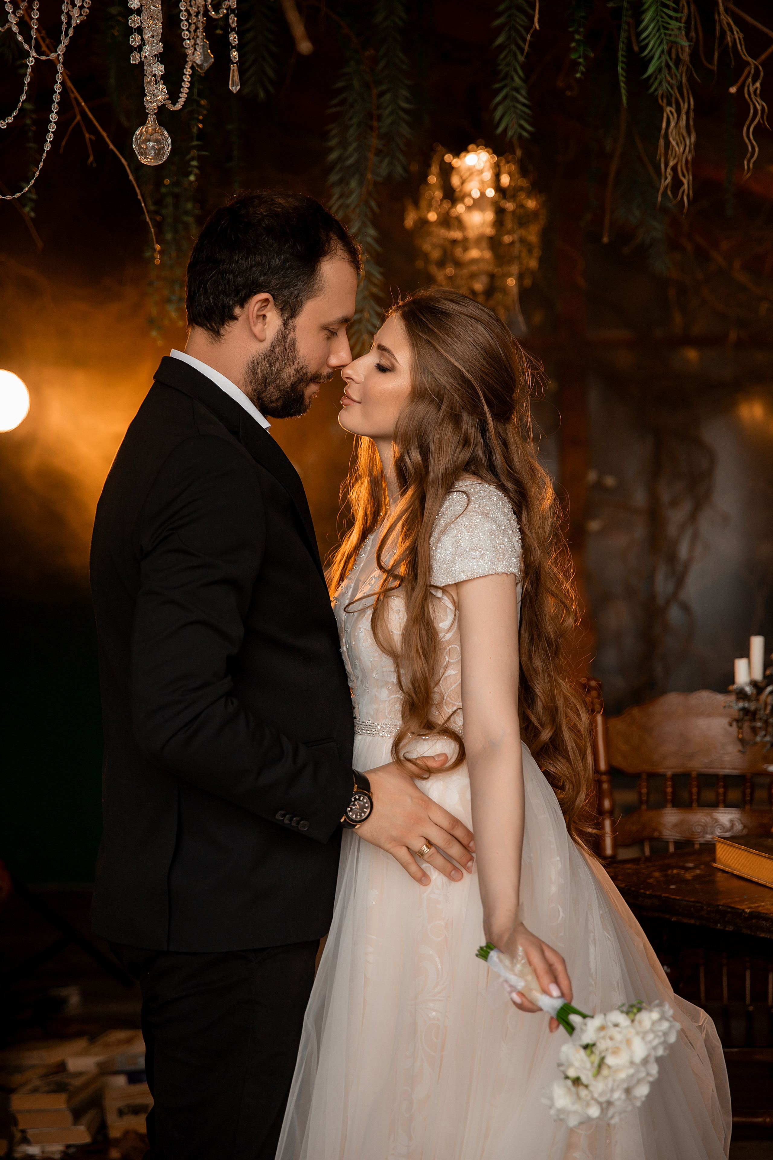 Свадебная история в фотозале Теплица. Семейный и индивидуальный фотограф в Ростове-на-Дону