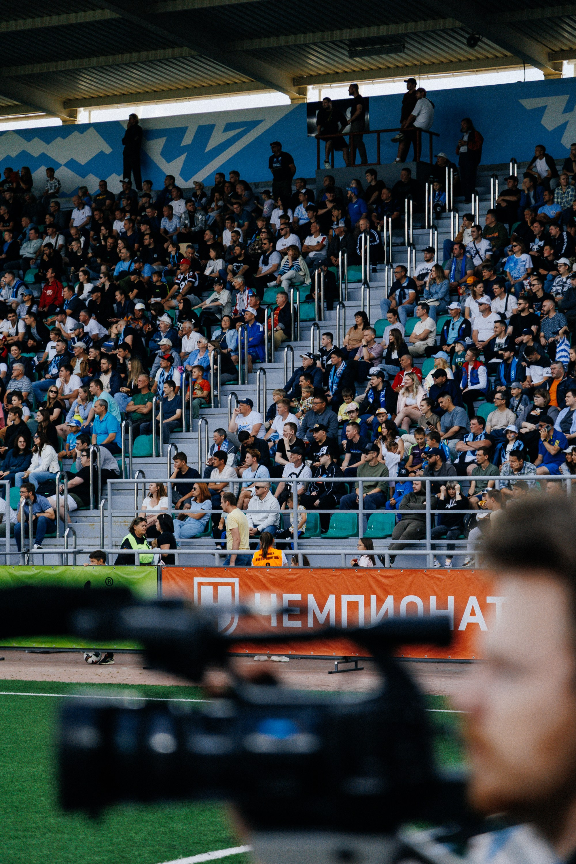 ФК ЧЕЛЯБИНСК Х ФК ВОЛГА. Репортажный фотограф Макс Брагин