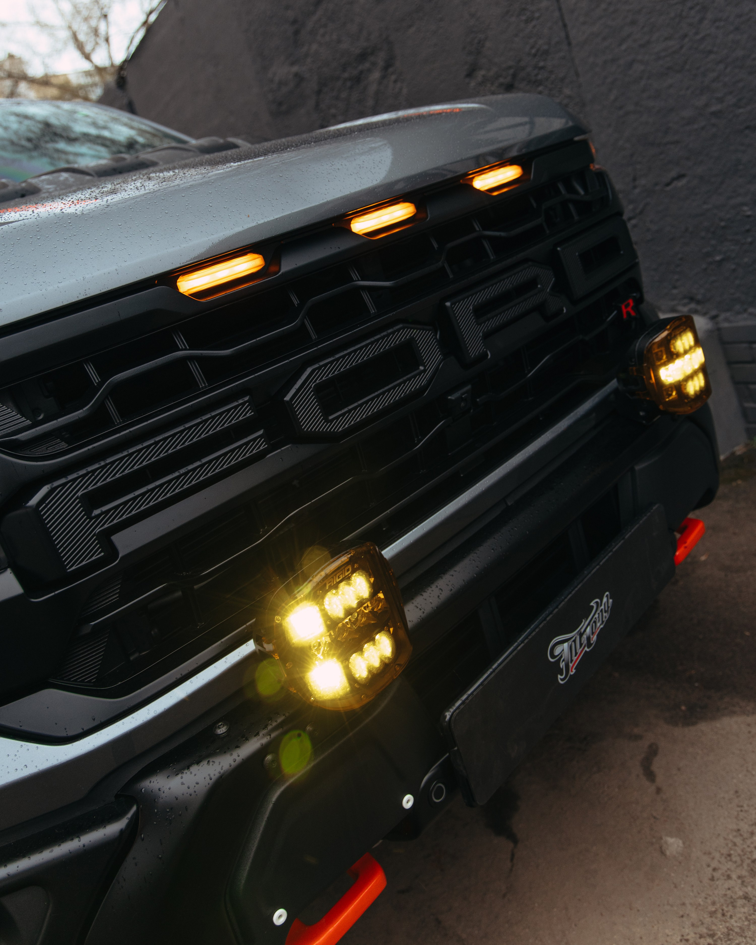 2x Ford Raptor R. DeLorein