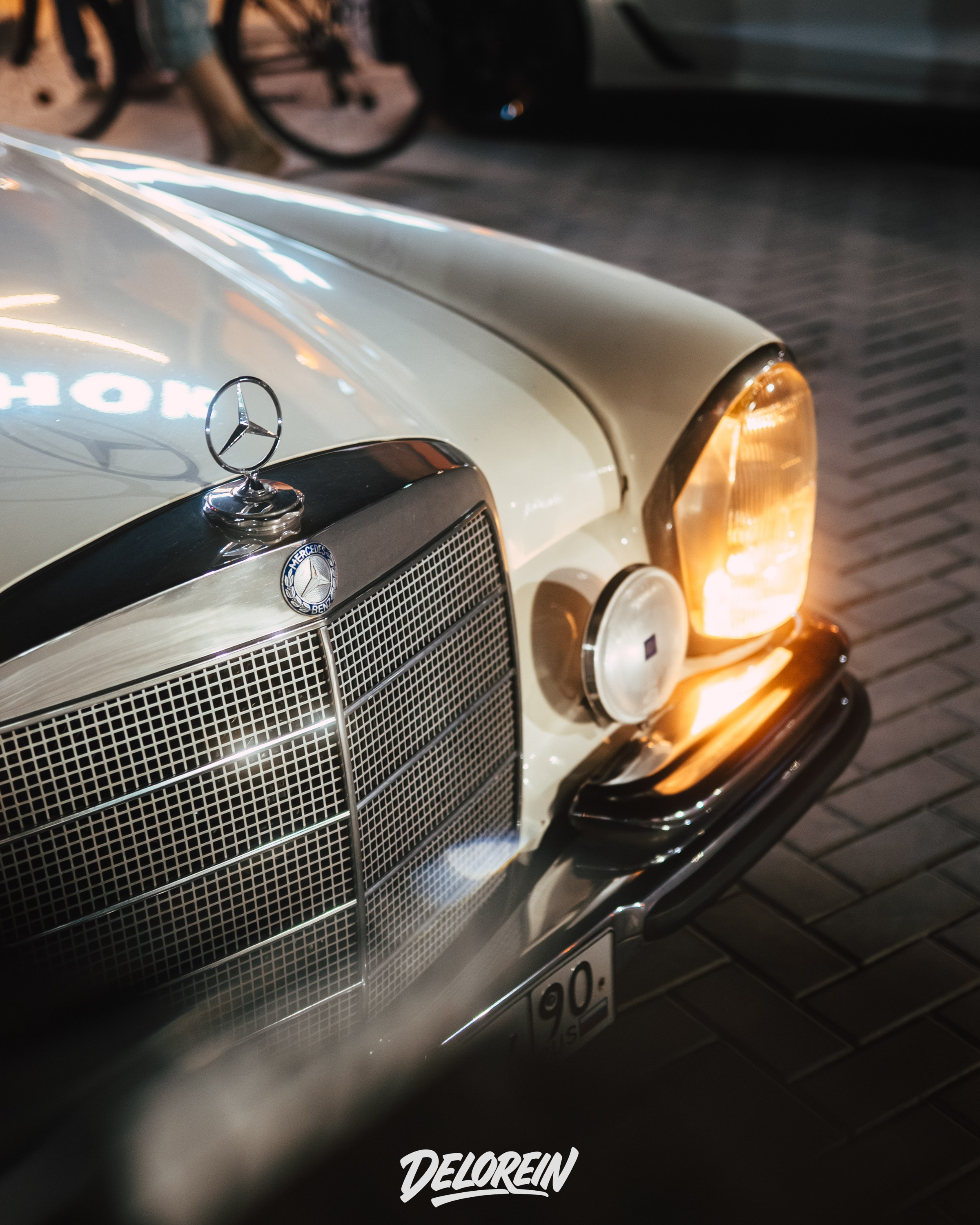 Mercedes-Benz W108 white @niko_laev. DeLorein