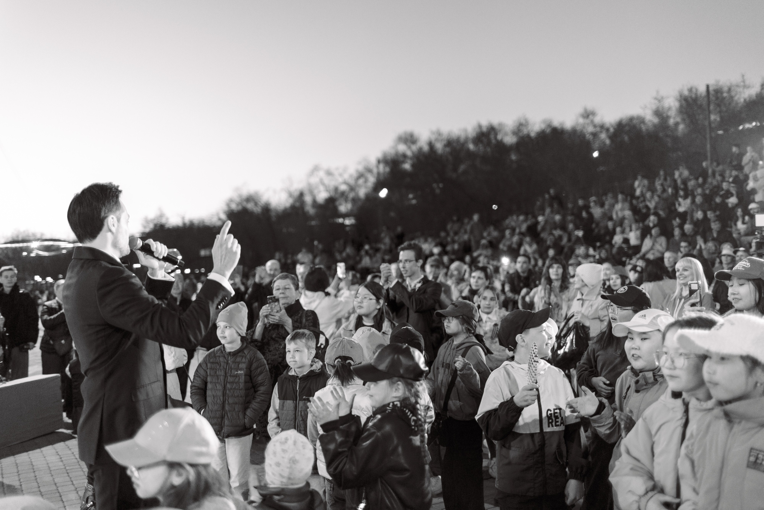 Концерт приуроченный к празднованию 80 лет победл. Свадебный и семейный фотограф в Улан-Удэ