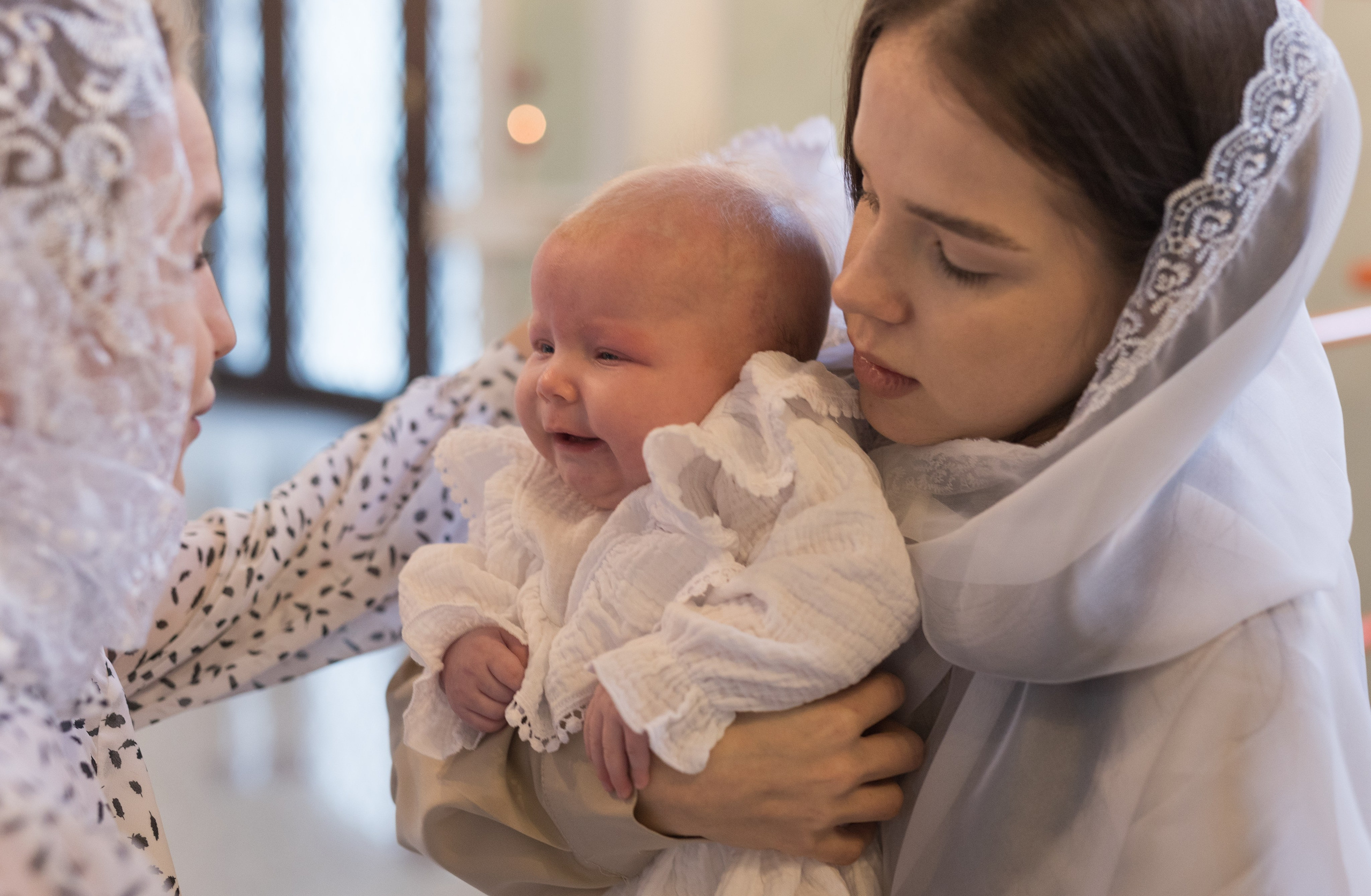 Крещение Оли. Фотограф в Нижнем Новгороде, Дзержинске Олеся Хозяева