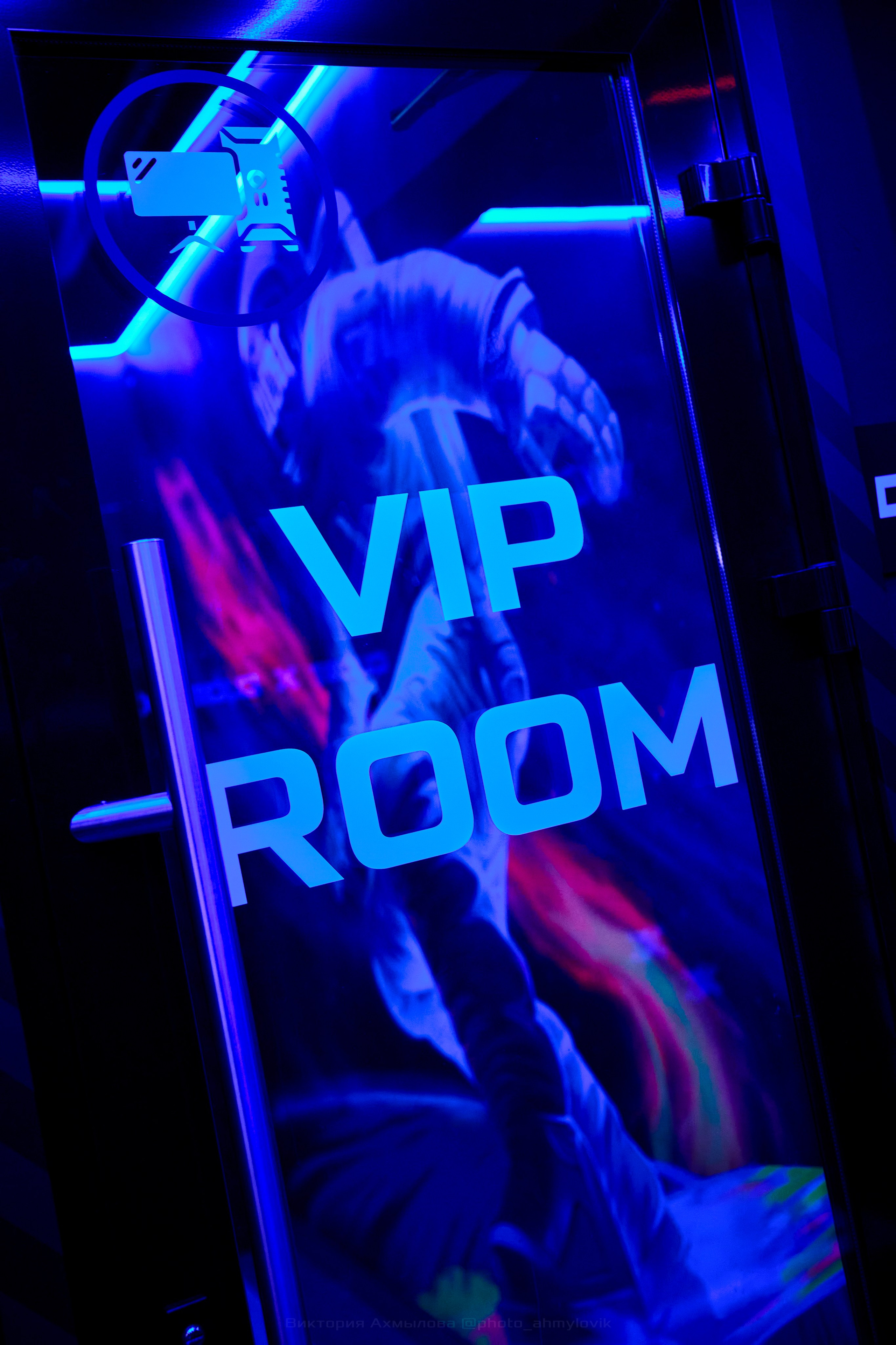 Cyber X. Виктория Ахмылова. Фотограф в Москве