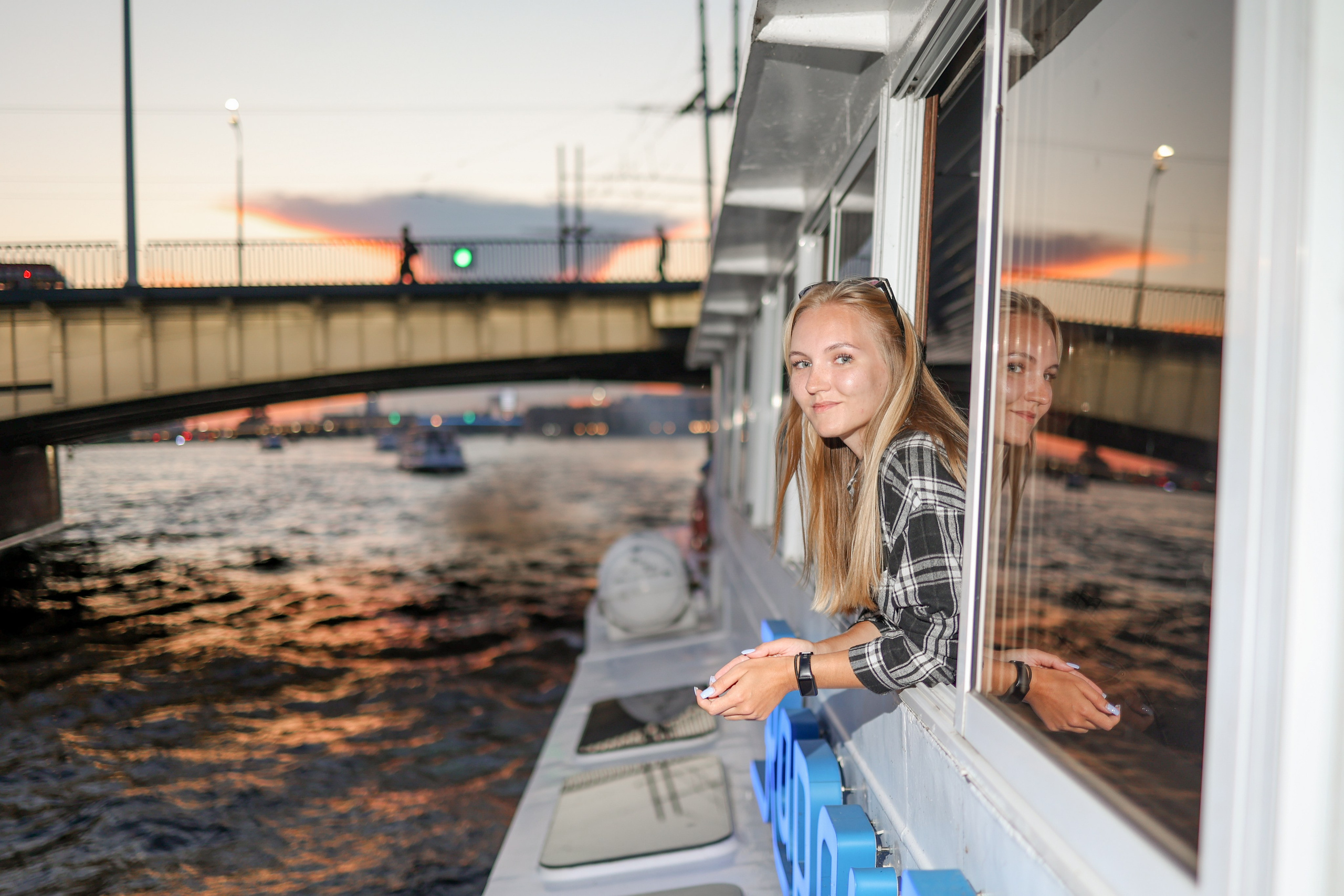 Gravity Project круизы. Репортажный и портретный фотограф в Санктпетербурге. Видиосъемка мероприятий в Санкт-Петербурге
