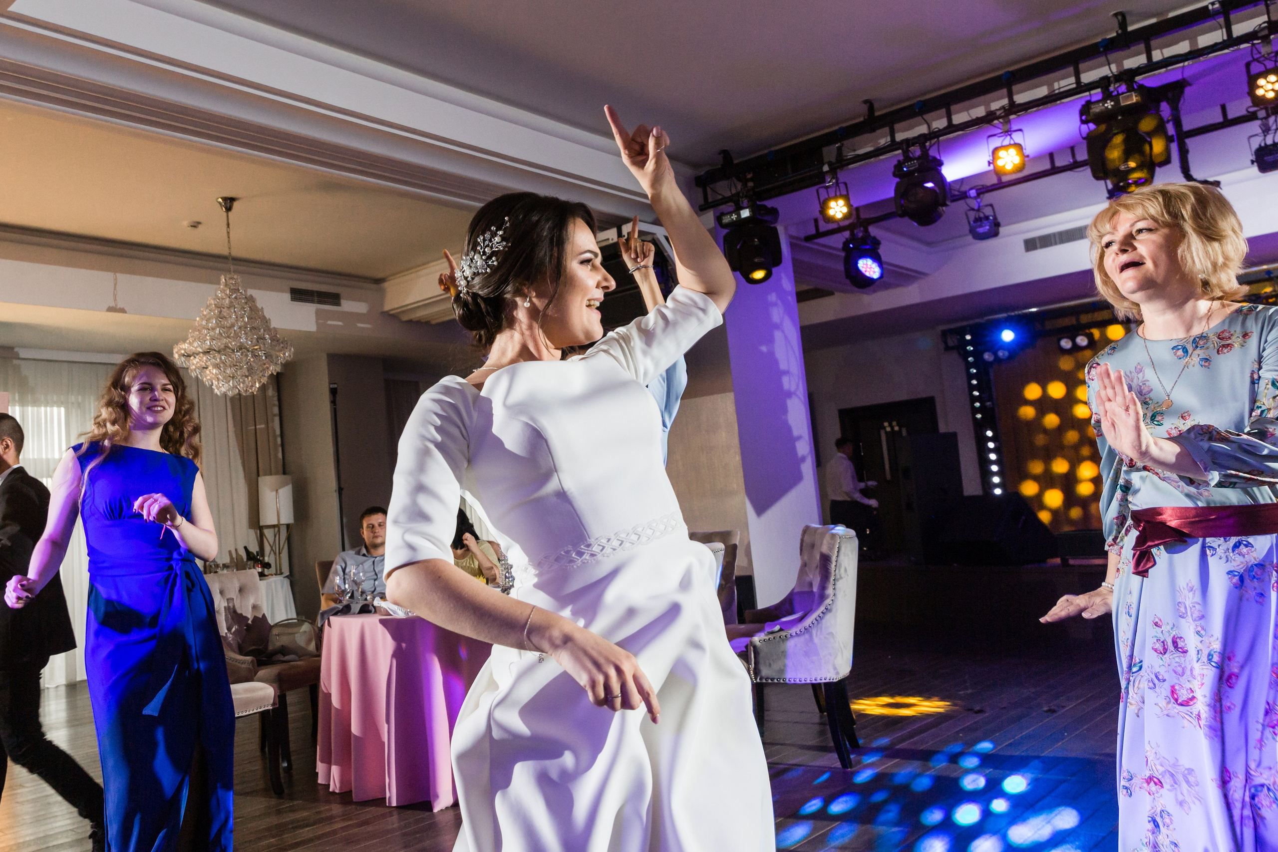 Roma & Anya. Главная