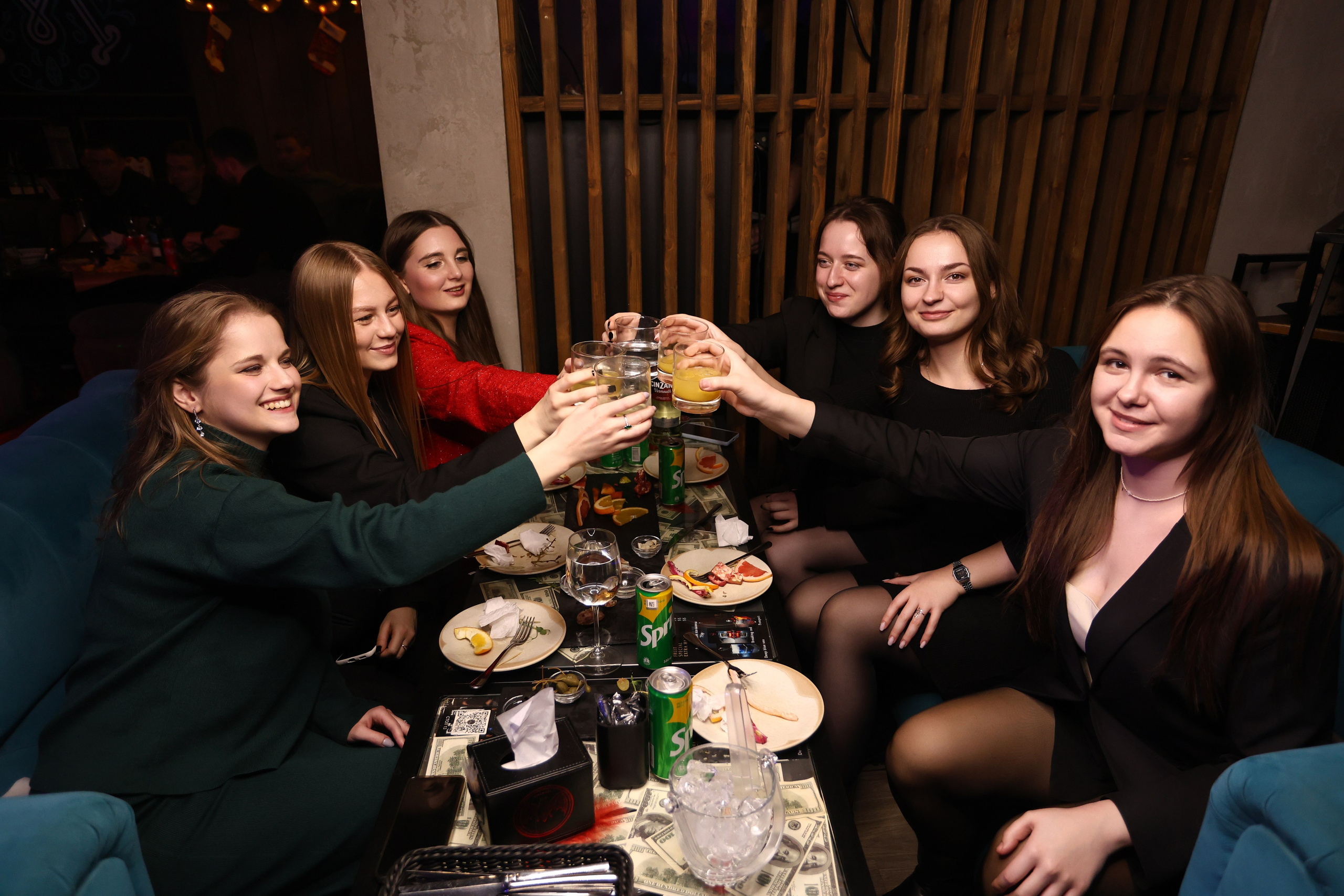 New Year 27-12-24. Мята Спортивная — Кальянная, караоке, бар в Минске