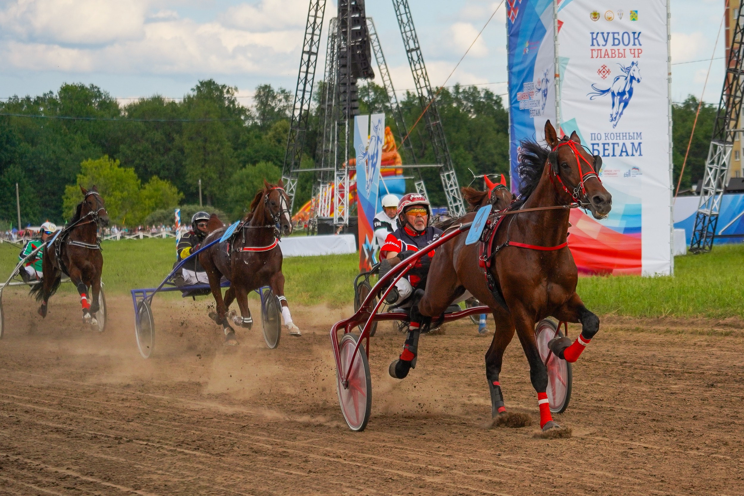 III конные бега на Кубок Главы Чувашии. Фотограф-анималист, портретный фотограф в Чебоксарах Мария Садыкова