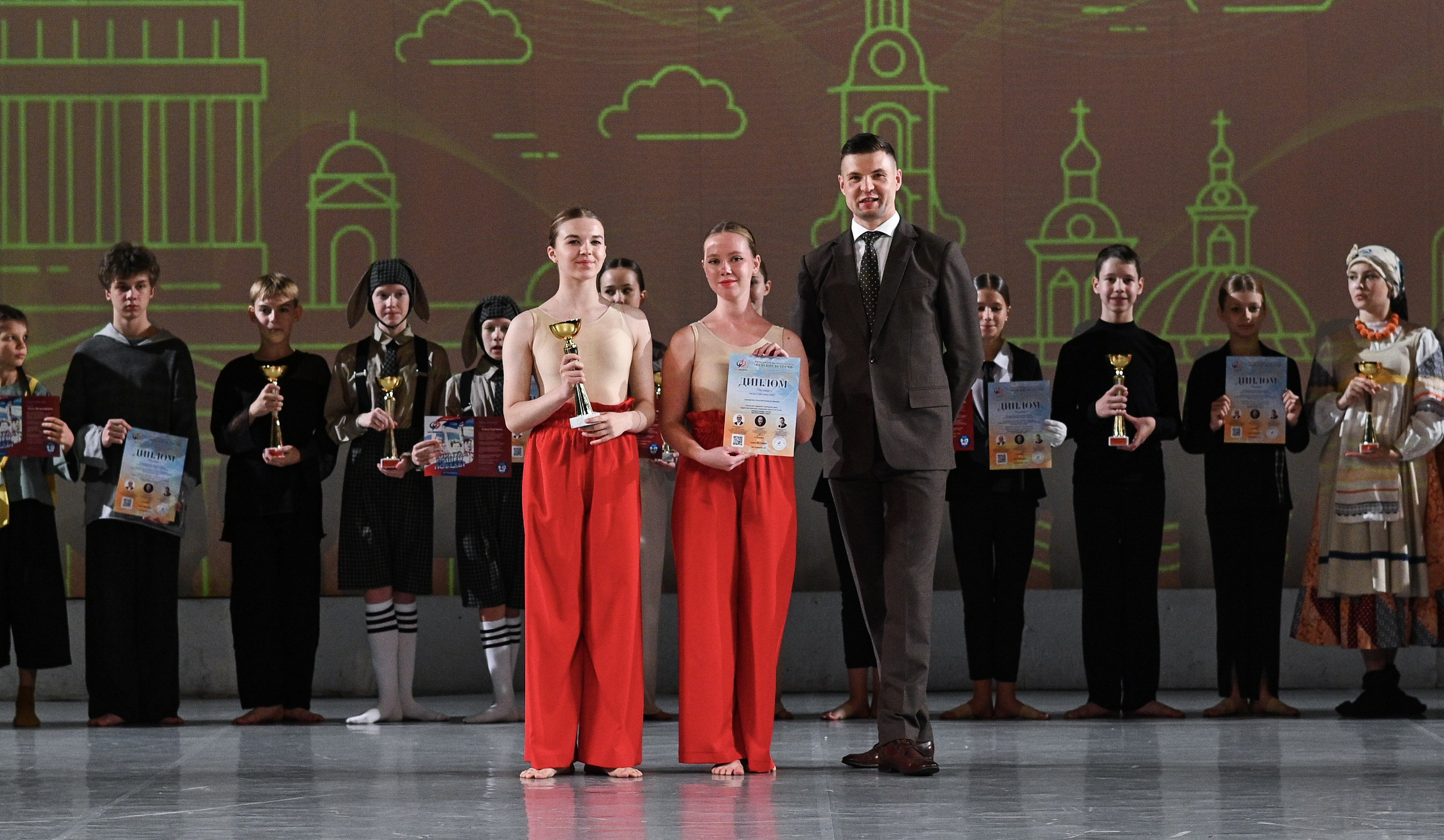 06.10.2024 «АртКомпас» Всероссийский фестиваль талантов «Невские встречи» г. СПБ. Медиастудия Фото Концепт