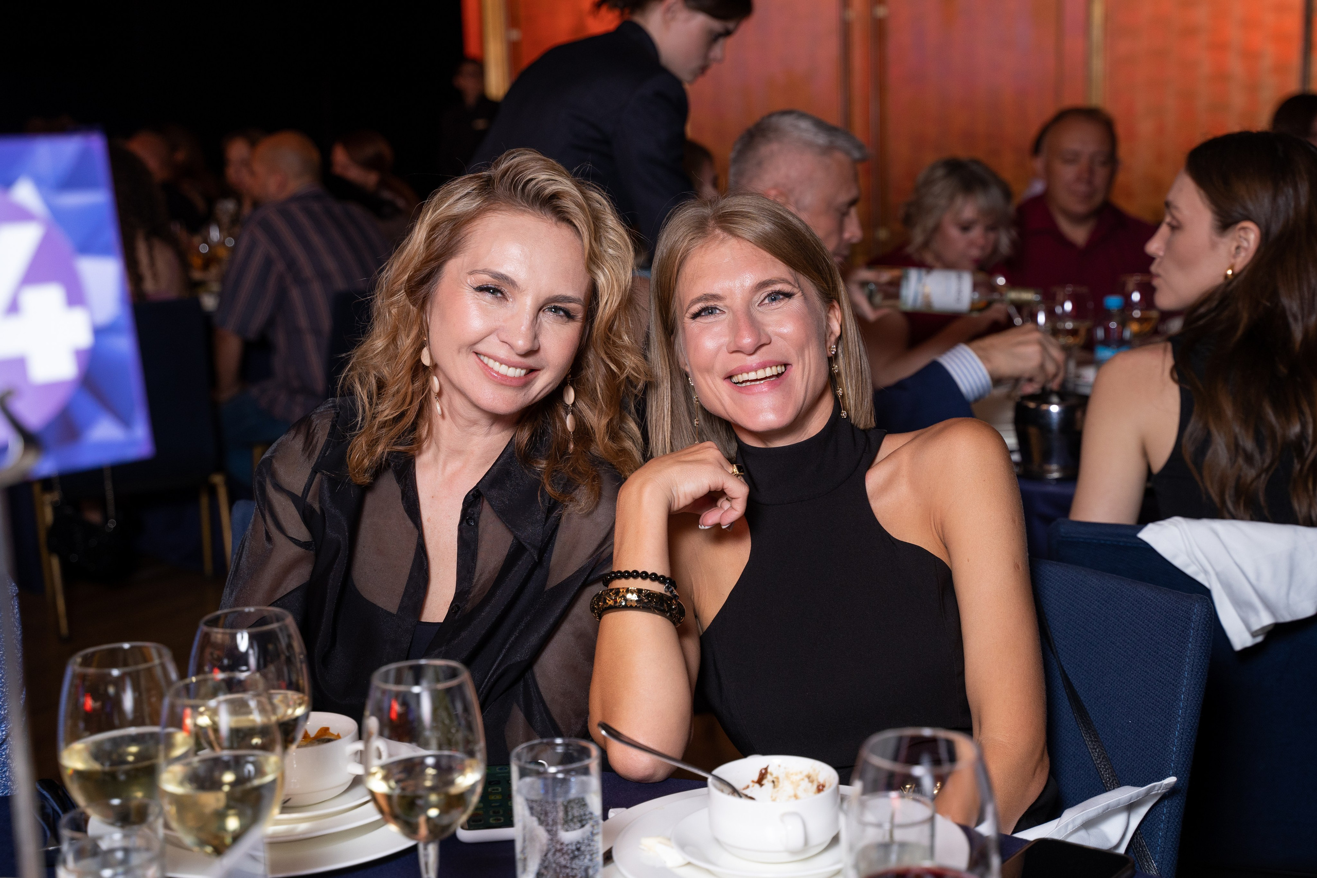 Выпускной (9-11 класс). Свадебный и семейный фотограф в Екатеринбурге Анна Месяцева