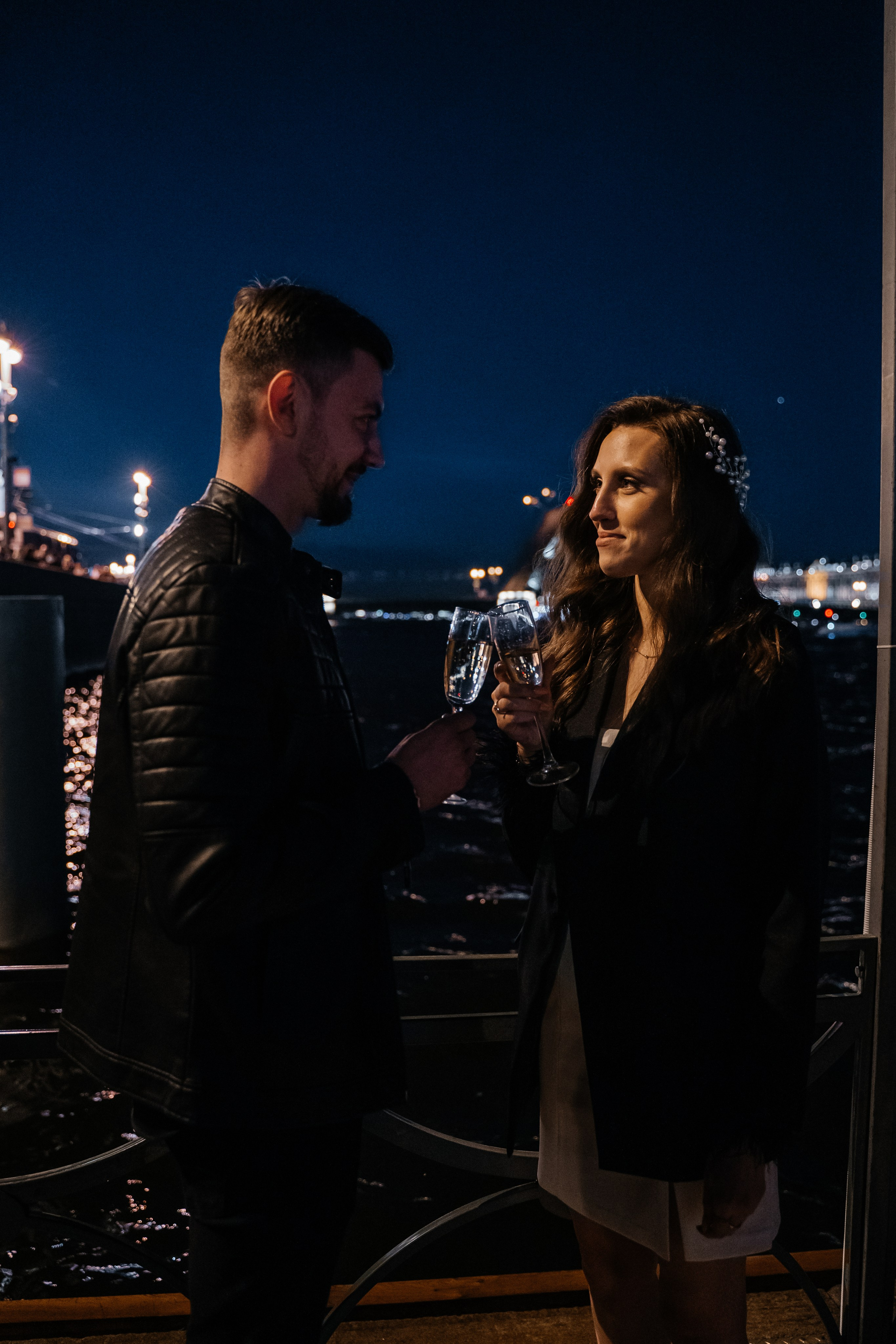 Love story «Night Petersburg». Свадебные фотограф и видеограф Наталья и Анатолий Новиковы СПб