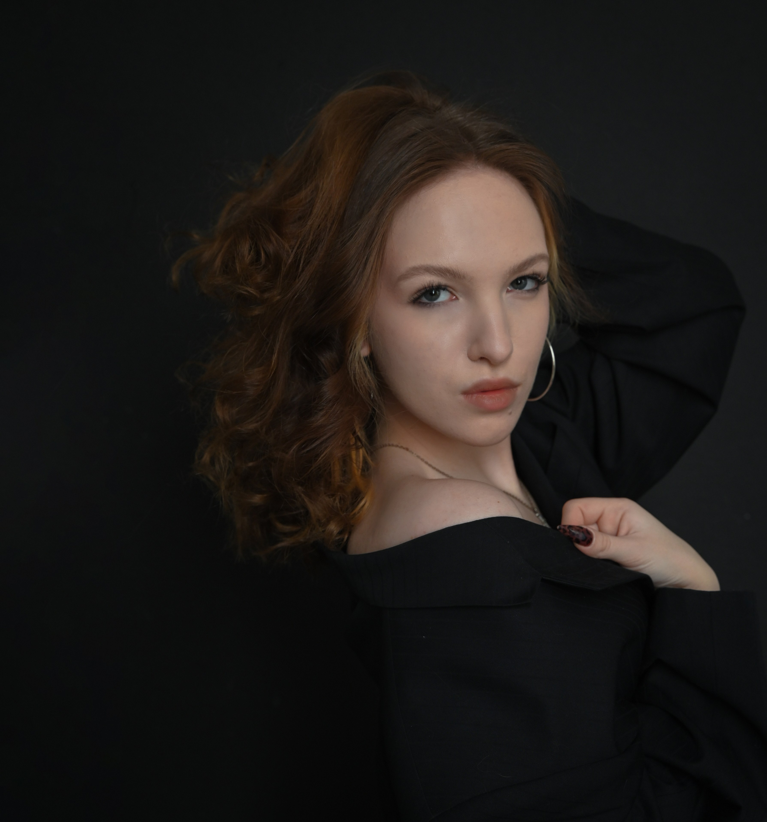 Женская фотосессия в студии в Москве. Портретный фотограф в Москве Казьмина Олеся