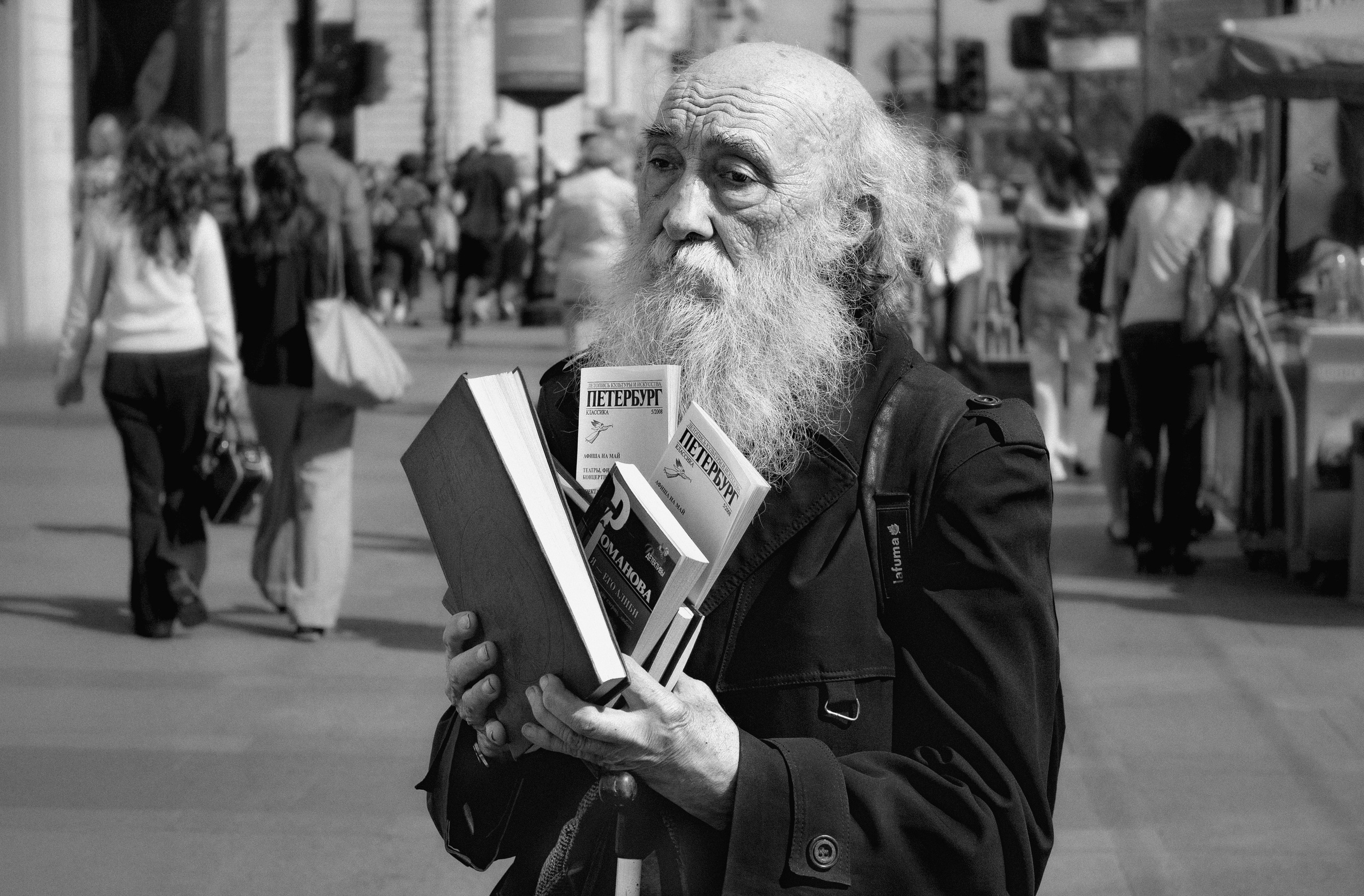Невский проспект, Петербург, пенсионер, интеллигент. Фотограф Евгений Белов