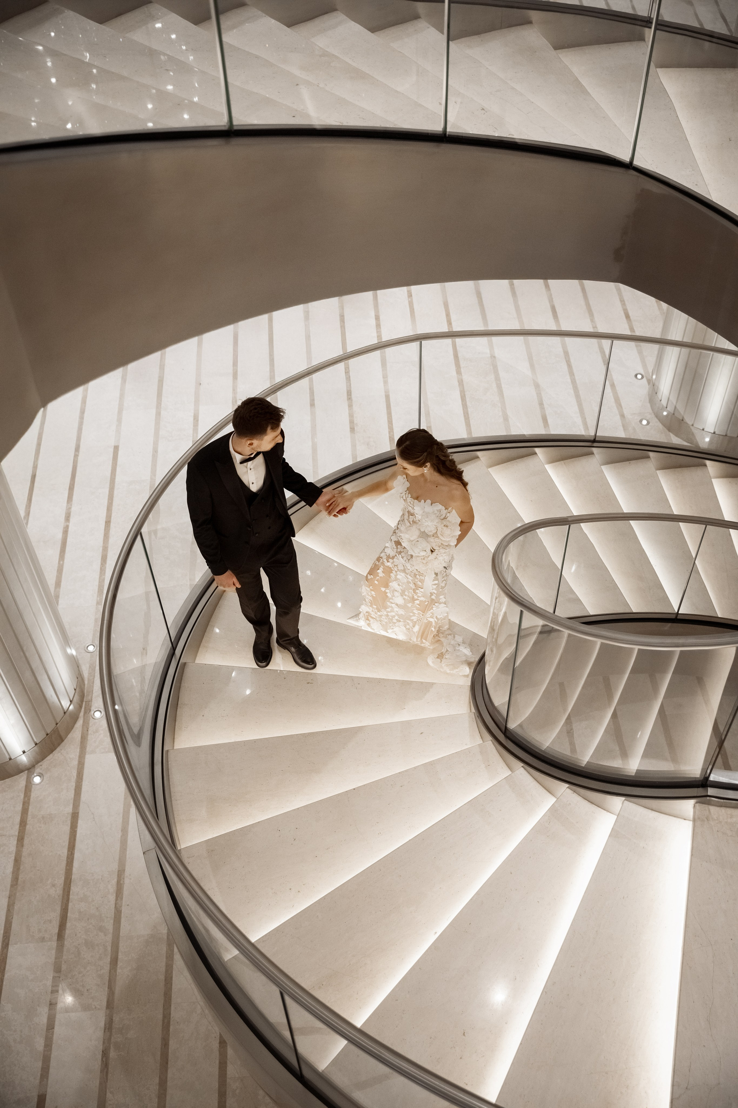 Стильная свадебная фотосессия Москва | Свадебный фотограф. Фотограф брендов и бизнеса в Москве Алексей Сентюрин