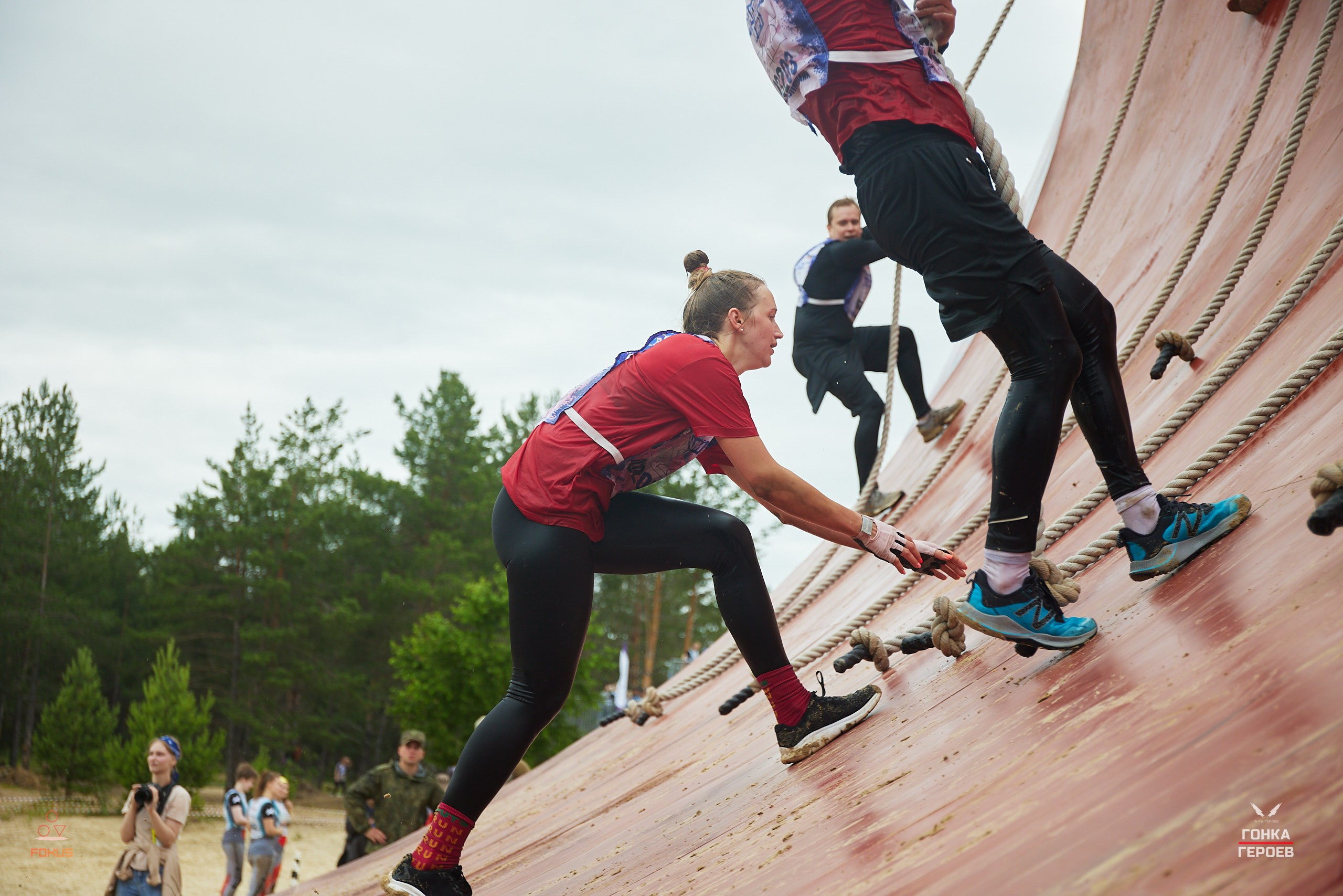 Репортаж с гонки героев 2025 год Мулино. Спортивный фотограф Некрасов Денис