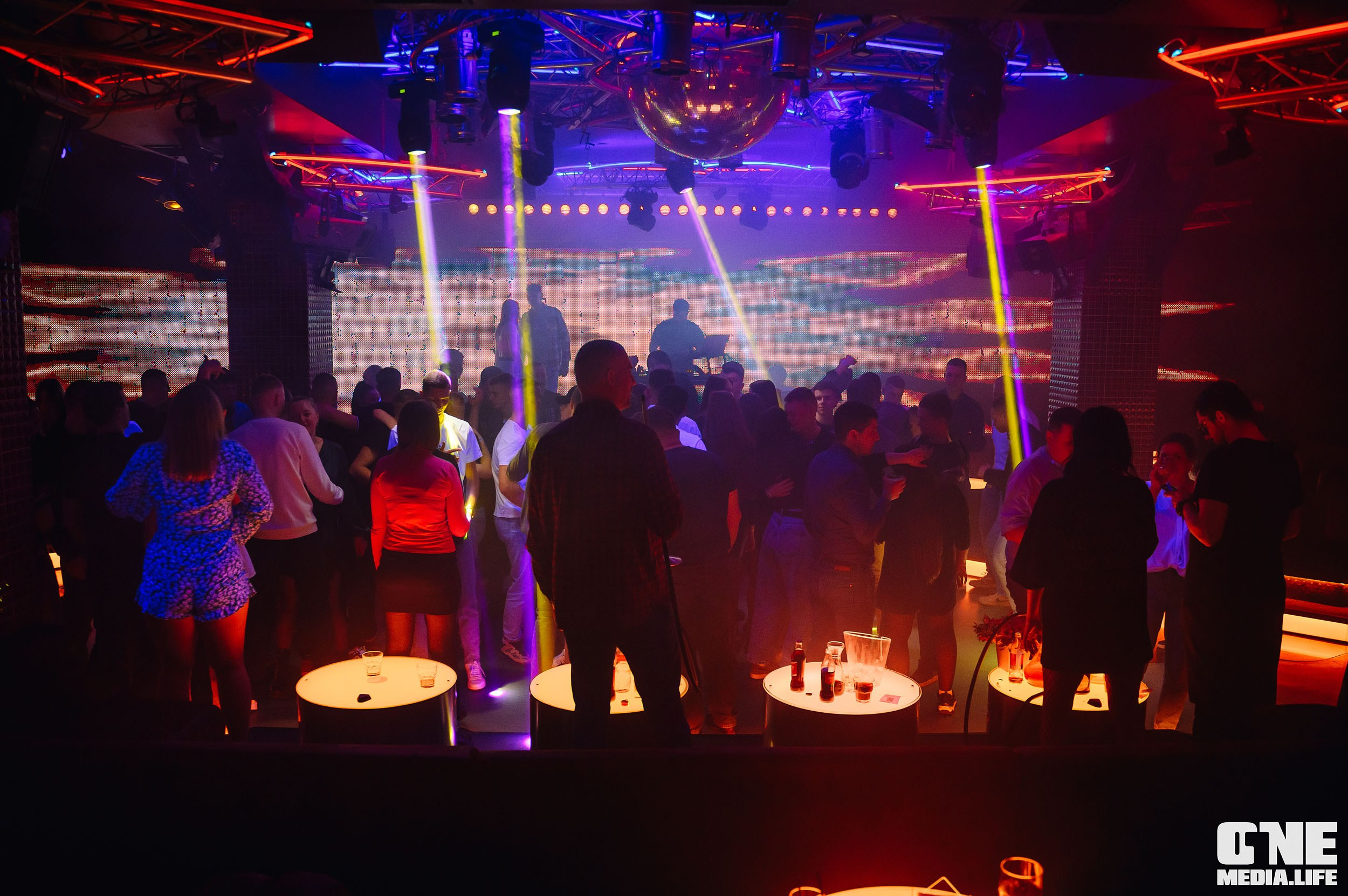 Фотоотчет из РК Планета. One Media Life: фоторепортажи, фотоотчеты с мероприятий и заведений