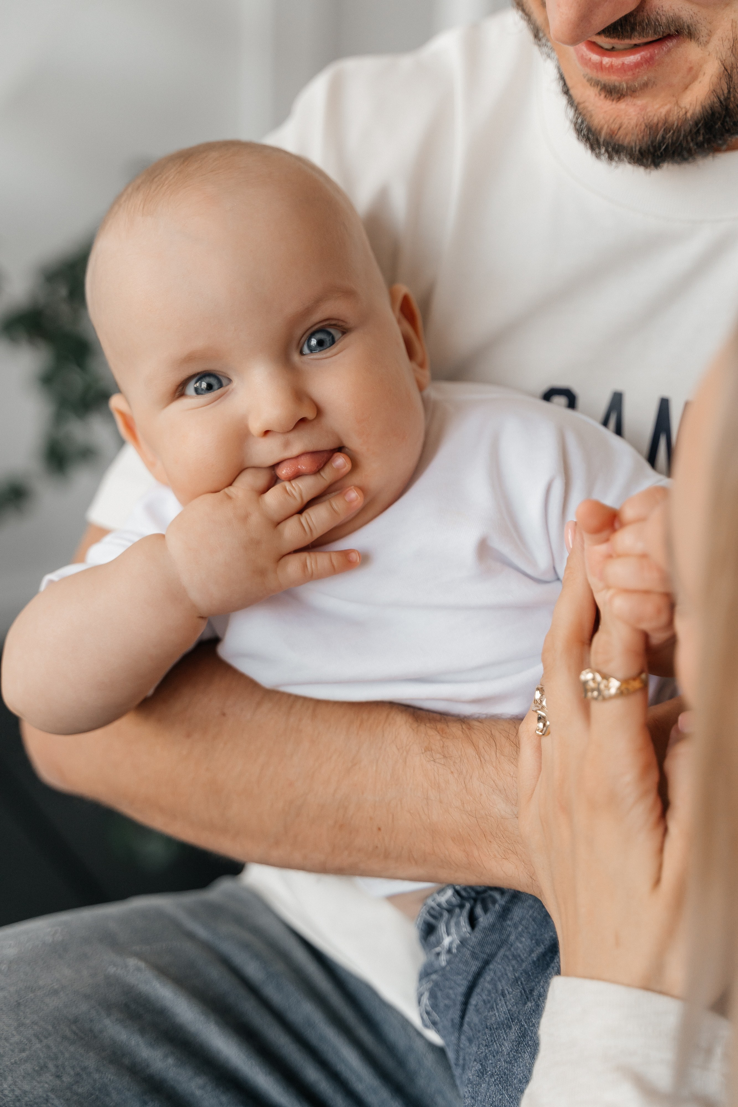 Саша, Юля и Лев. Волик Мария