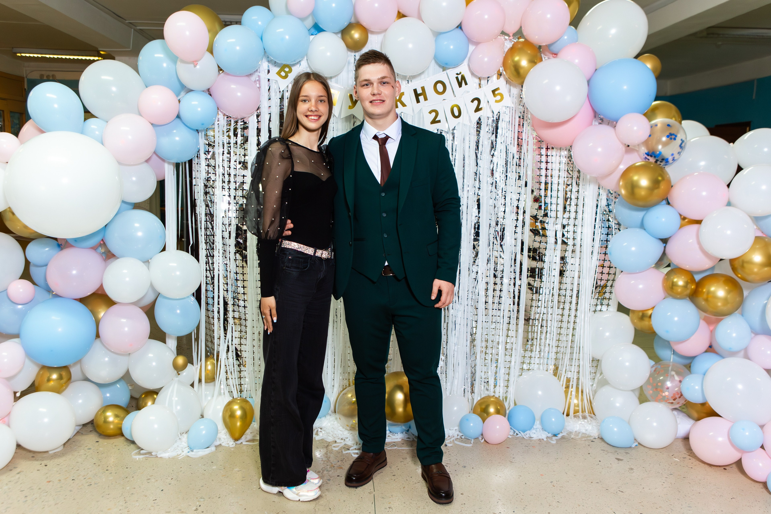 ФОТОСЕССИЯ С РОДИТЕЛЯМИ ВЫПУСКНОЙ 2025 9 ШКОЛА Г.МЦЕНСК. Профессиональный фотограф в Мценске и Орловской области