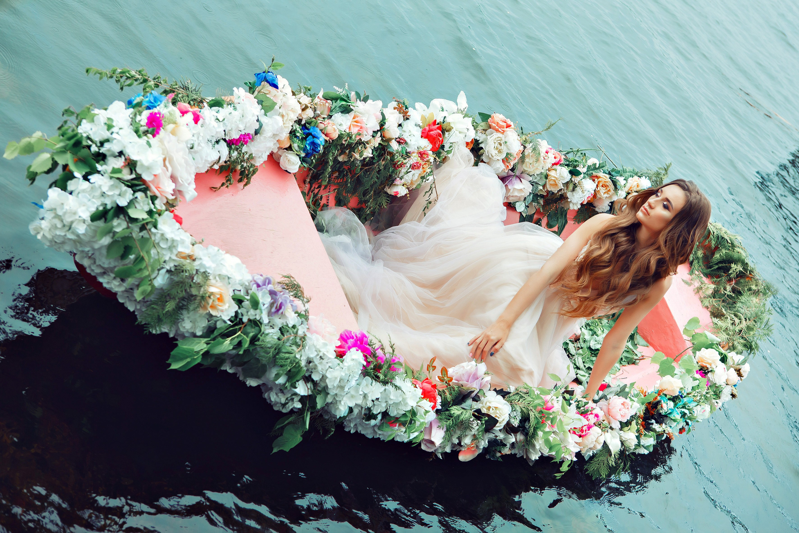 Цветочная Лодка. Свадебный и портретный Фотограф в Липецке Дмитрий Котюков