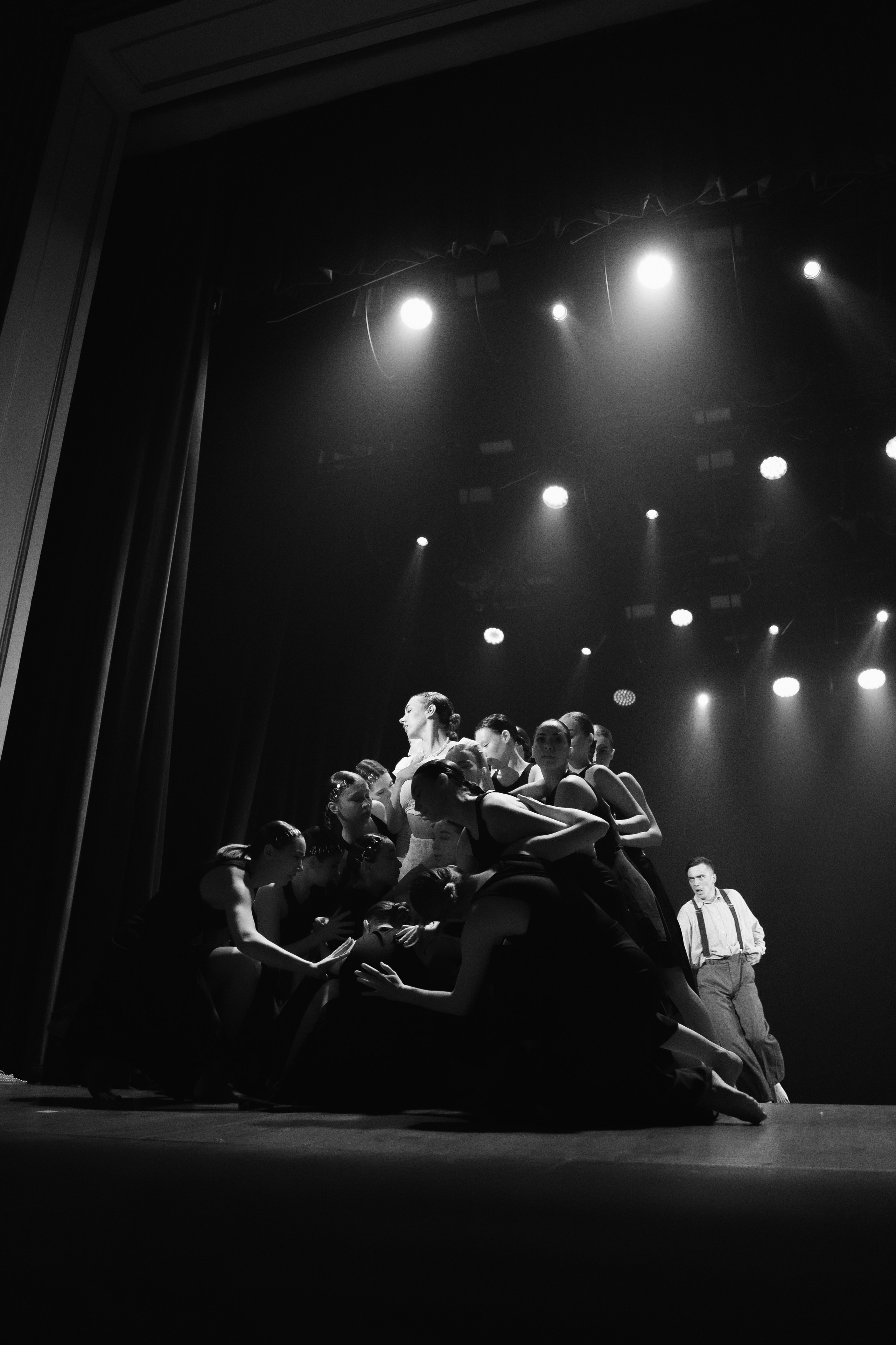 Спектакль «Песнь сирен». Главная