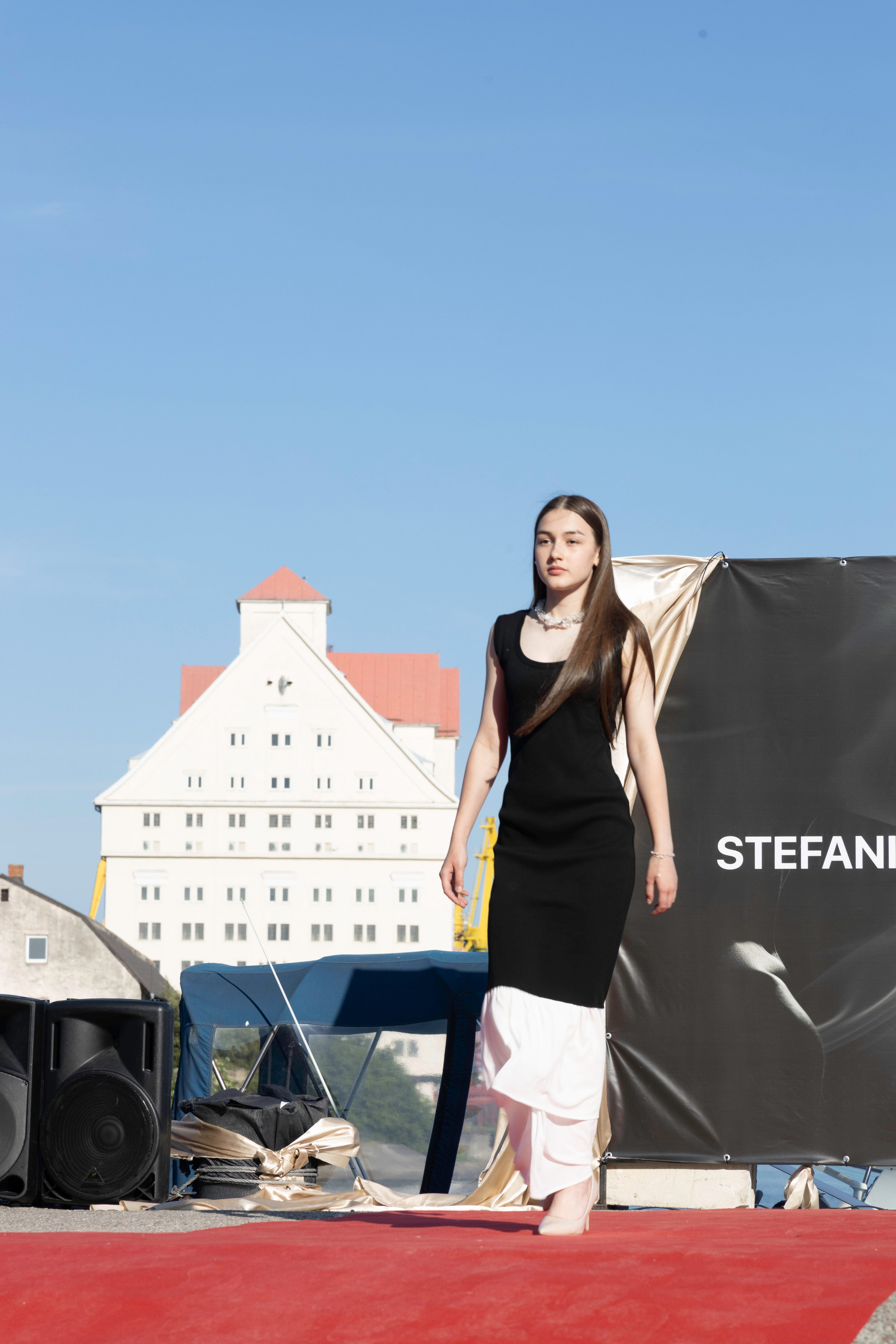 Открытие «FISUN | MIRAM Brand». Olya Posnimay