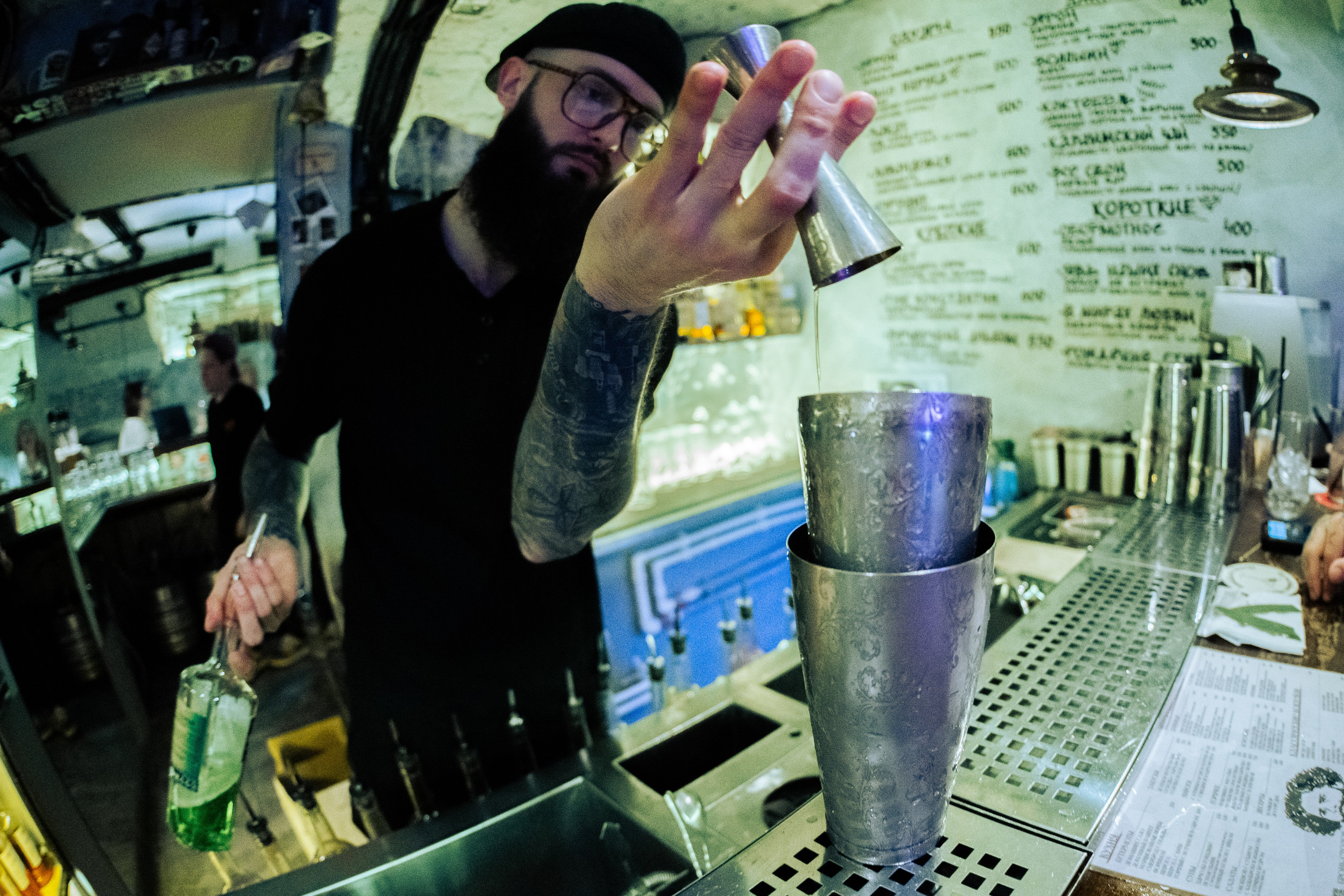 Гостевая смена Бара разбитых сердец в баре Обормоты. Концертный и репортажный фотограф в Санкт-Петербурге Слава Пахомов