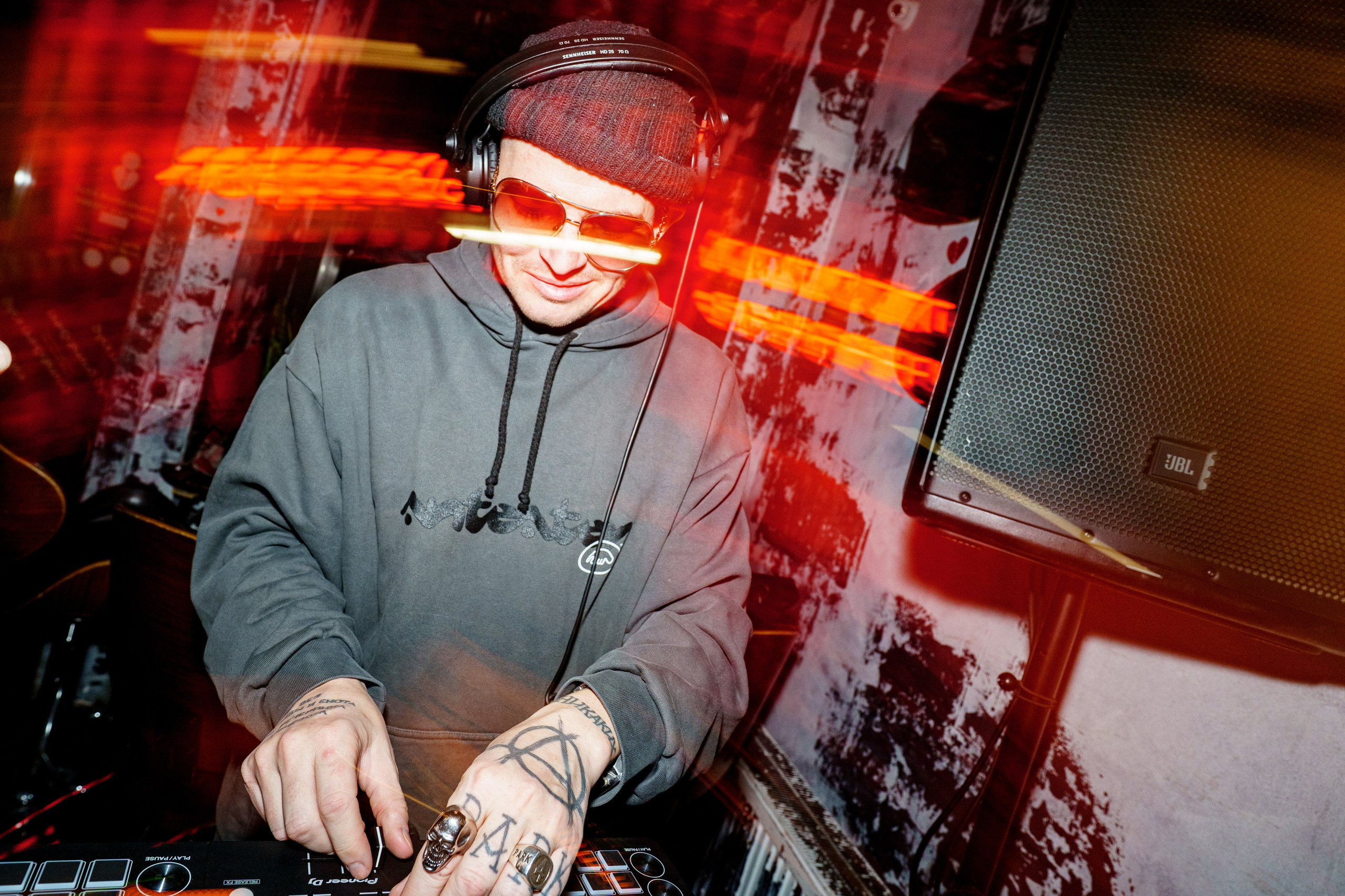 From NSK to SPB. Dj Enott. Концертный и репортажный фотограф в Санкт-Петербурге Слава Пахомов