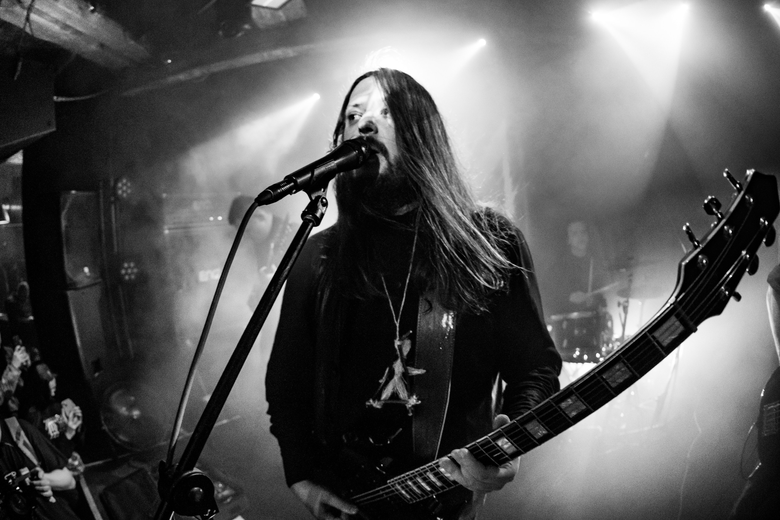 ИЛ • Minuala • Khlad|Цоколь 2.0. Концертный и репортажный фотограф в Санкт-Петербурге Слава Пахомов