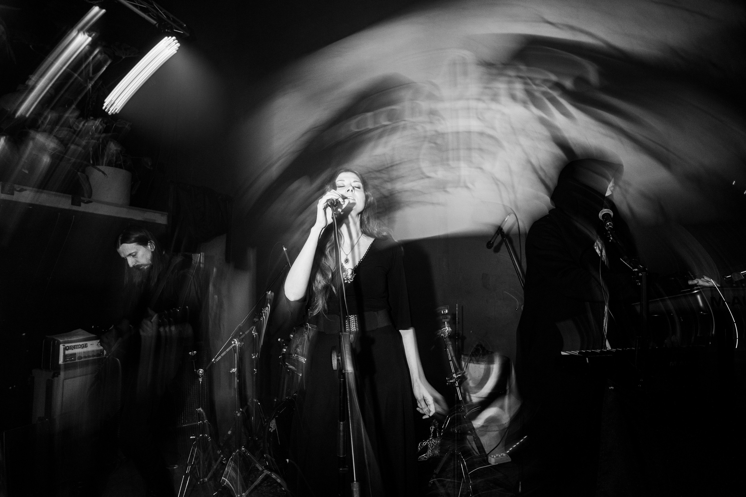 Inside the Rain|Ласточка. Концертный и репортажный фотограф в Санкт-Петербурге Слава Пахомов