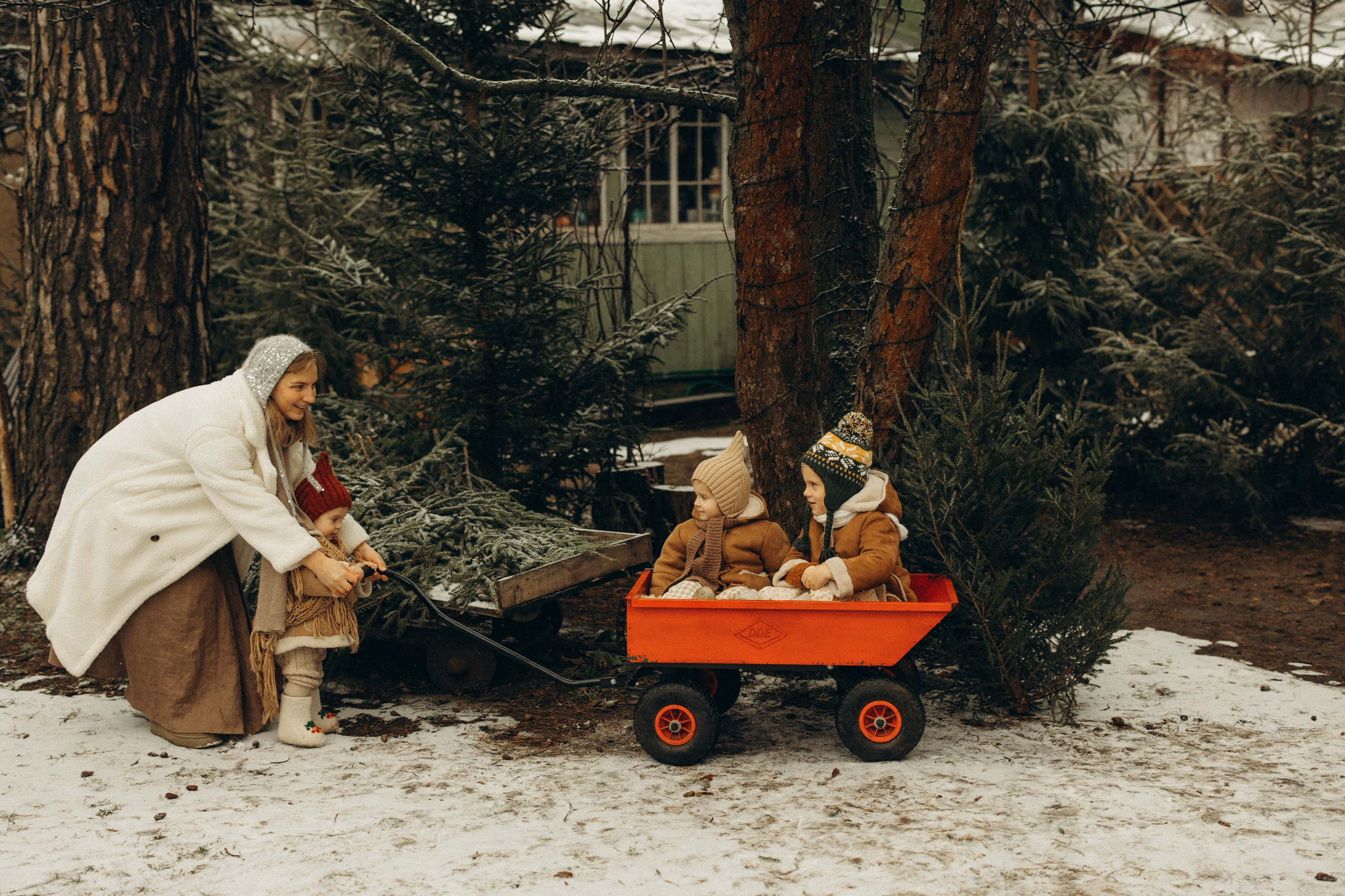Ира, Дуня, Агуся, Маша. Семейный фотограф Оля Гладченко