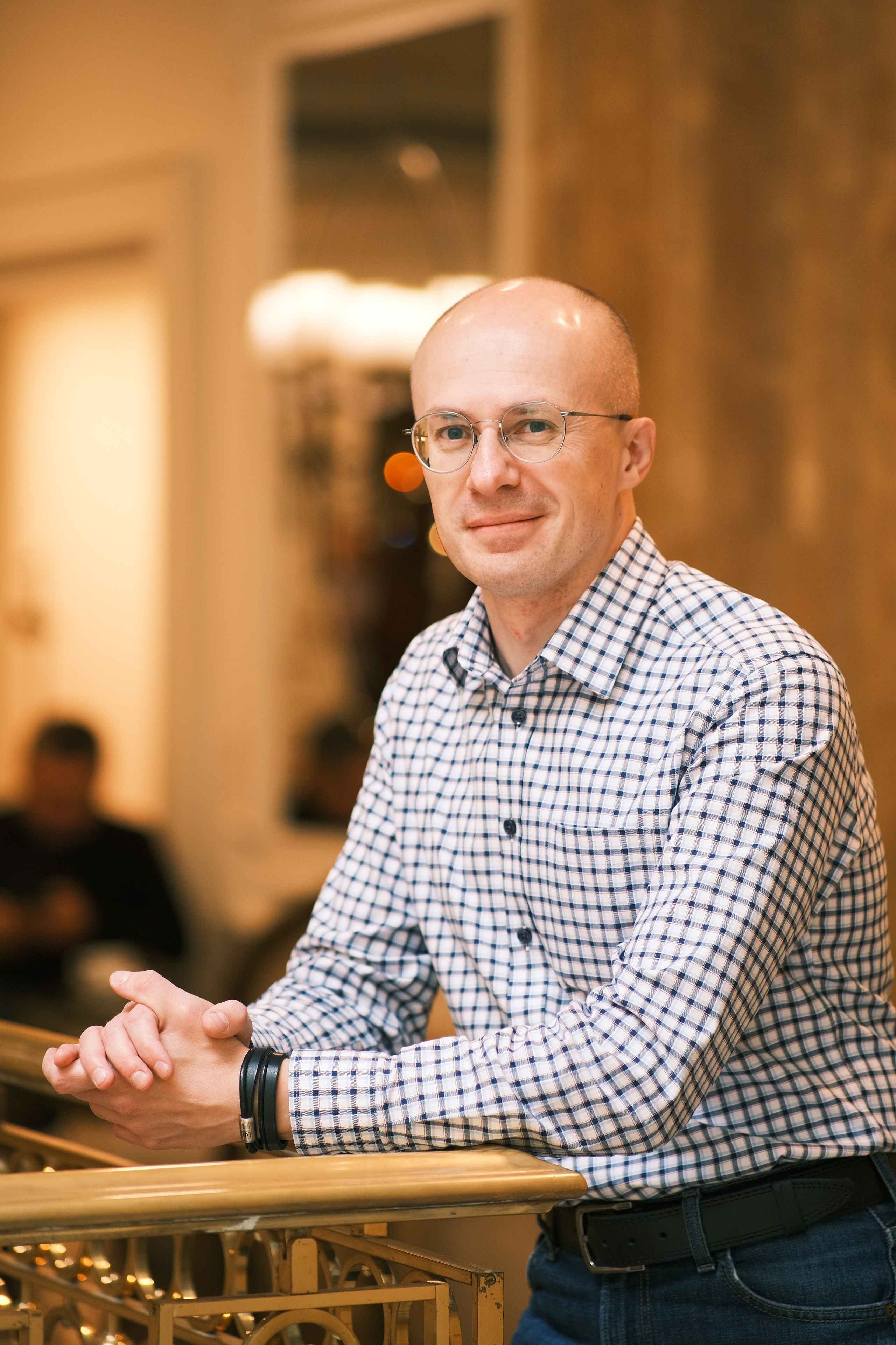 Портреты. Портреты и репортажные съемки с душой: ваш уникальный момент в объективе Руфата, профессионального фотографа Алматы