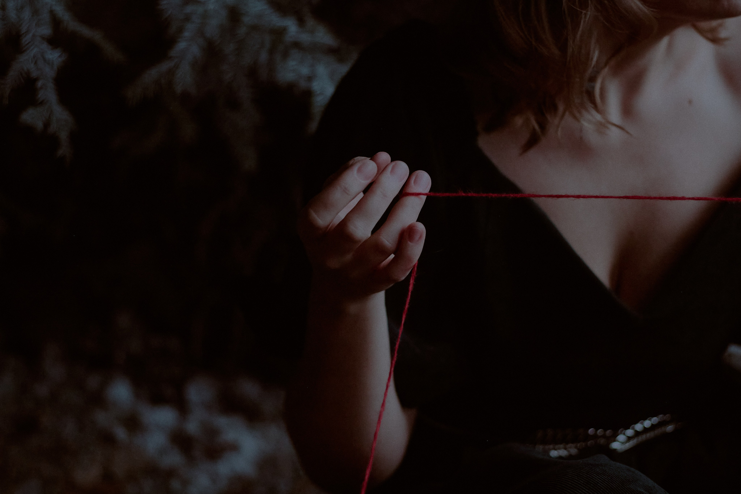 Тень. Фотограф лавстори Москва/МО Приятелева Ангелина