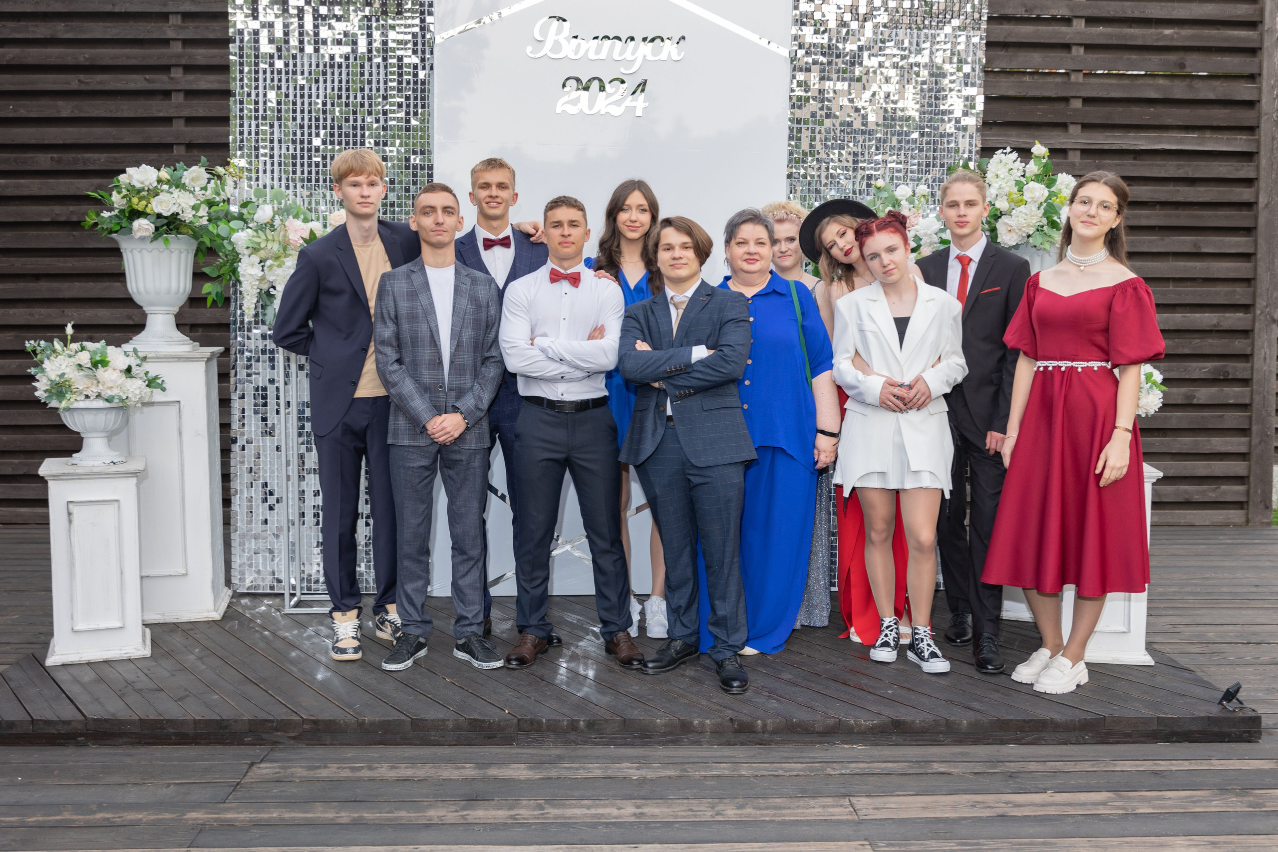 Выпускной вечер в школе № 58. Выпускные альбомы во Владивостоке