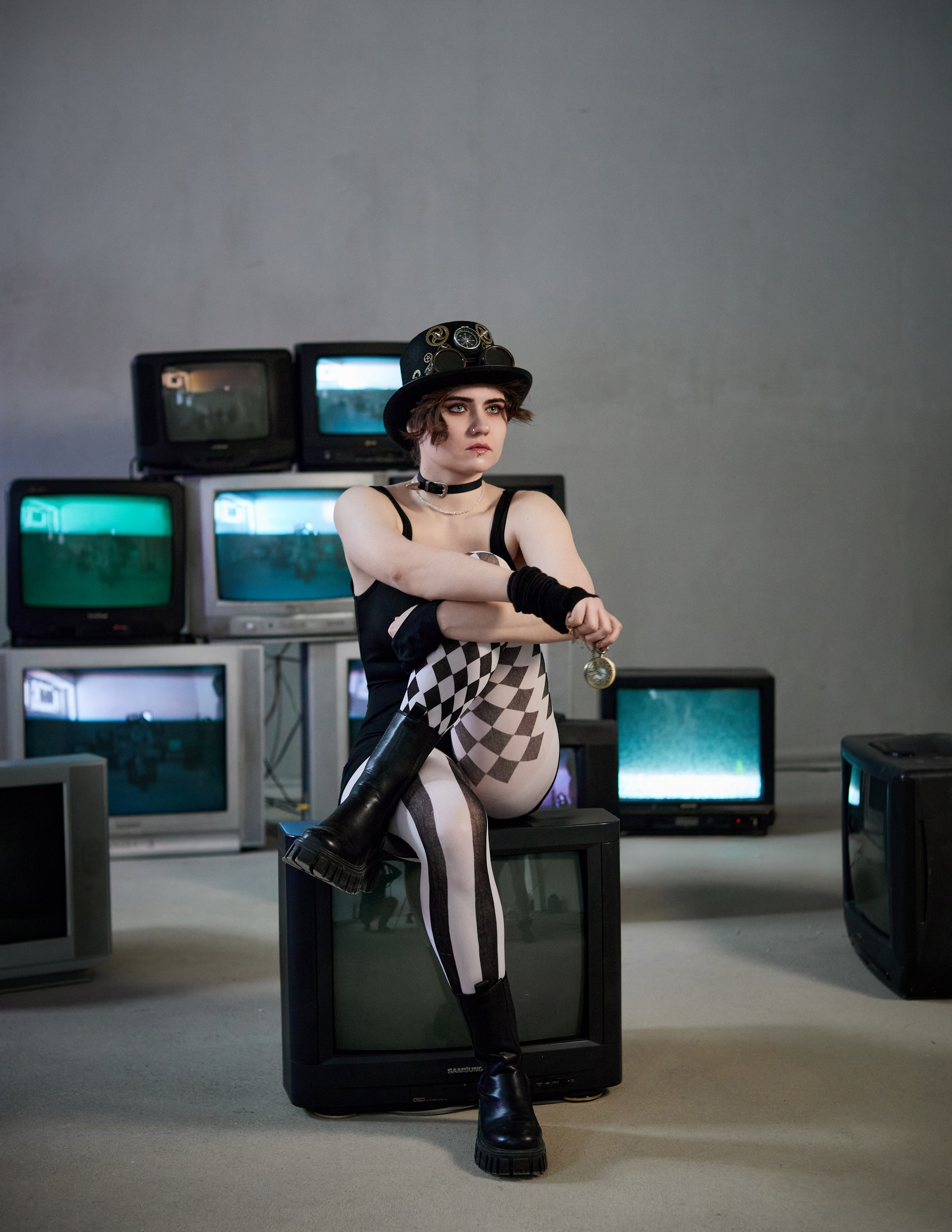 Алиса в стране телепортации. Фотограф в Южно-Сахалинске Гусаков Евгений