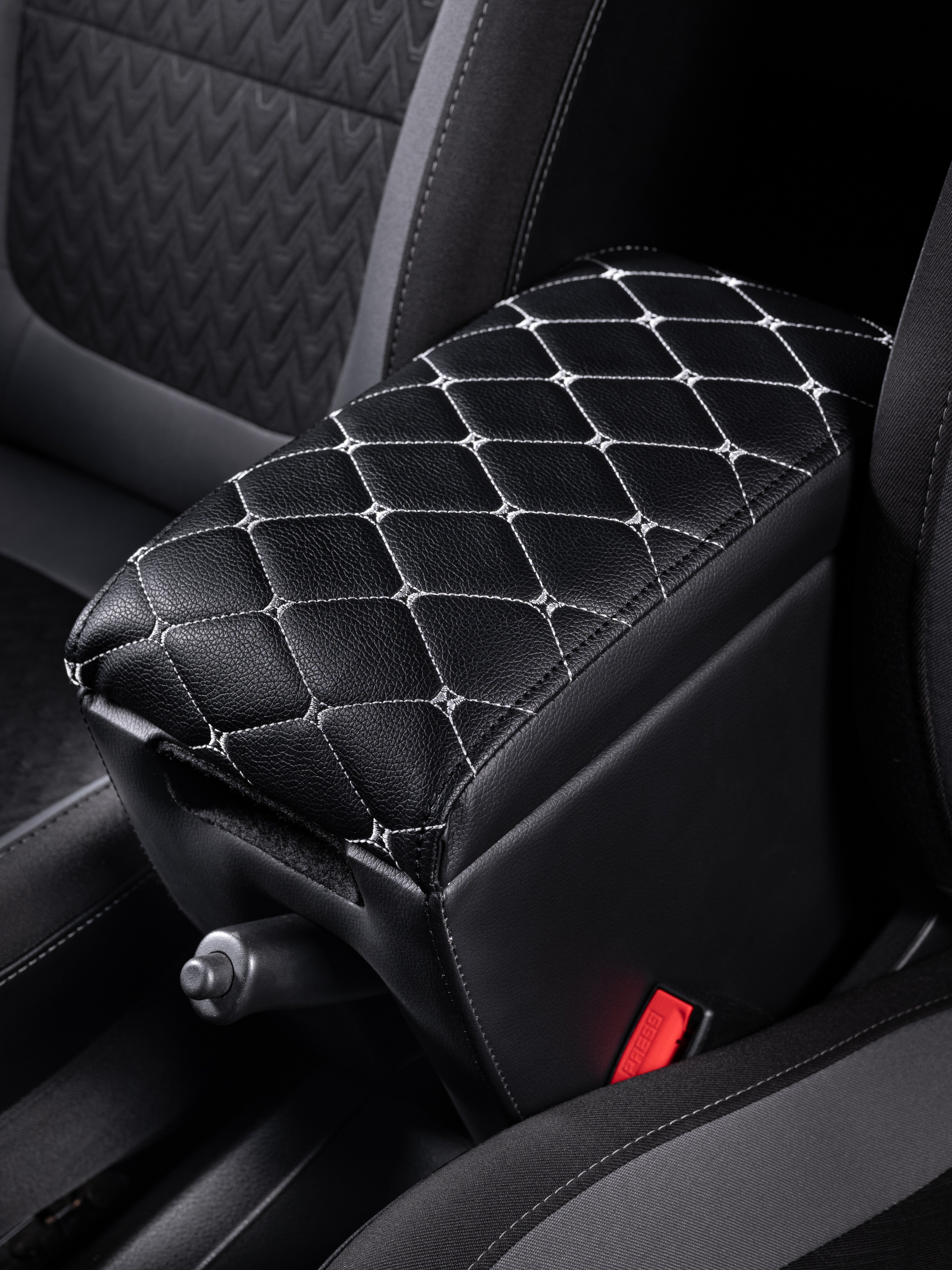 Автоподлокотники 2. Предметный фотограф, фото для маркетплейсов Пятигорск, КМВ