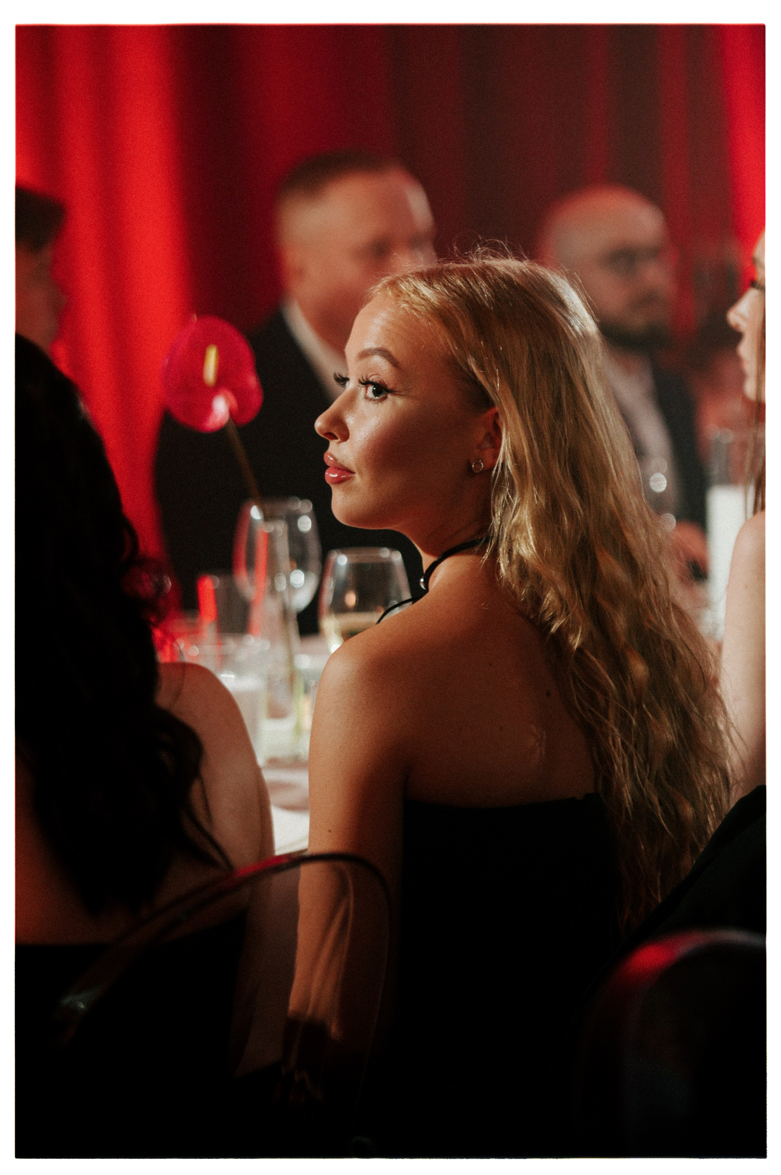 ЛЮБОВЬ КРАСНА. Свадебный и семейный фотограф Никита Корохов