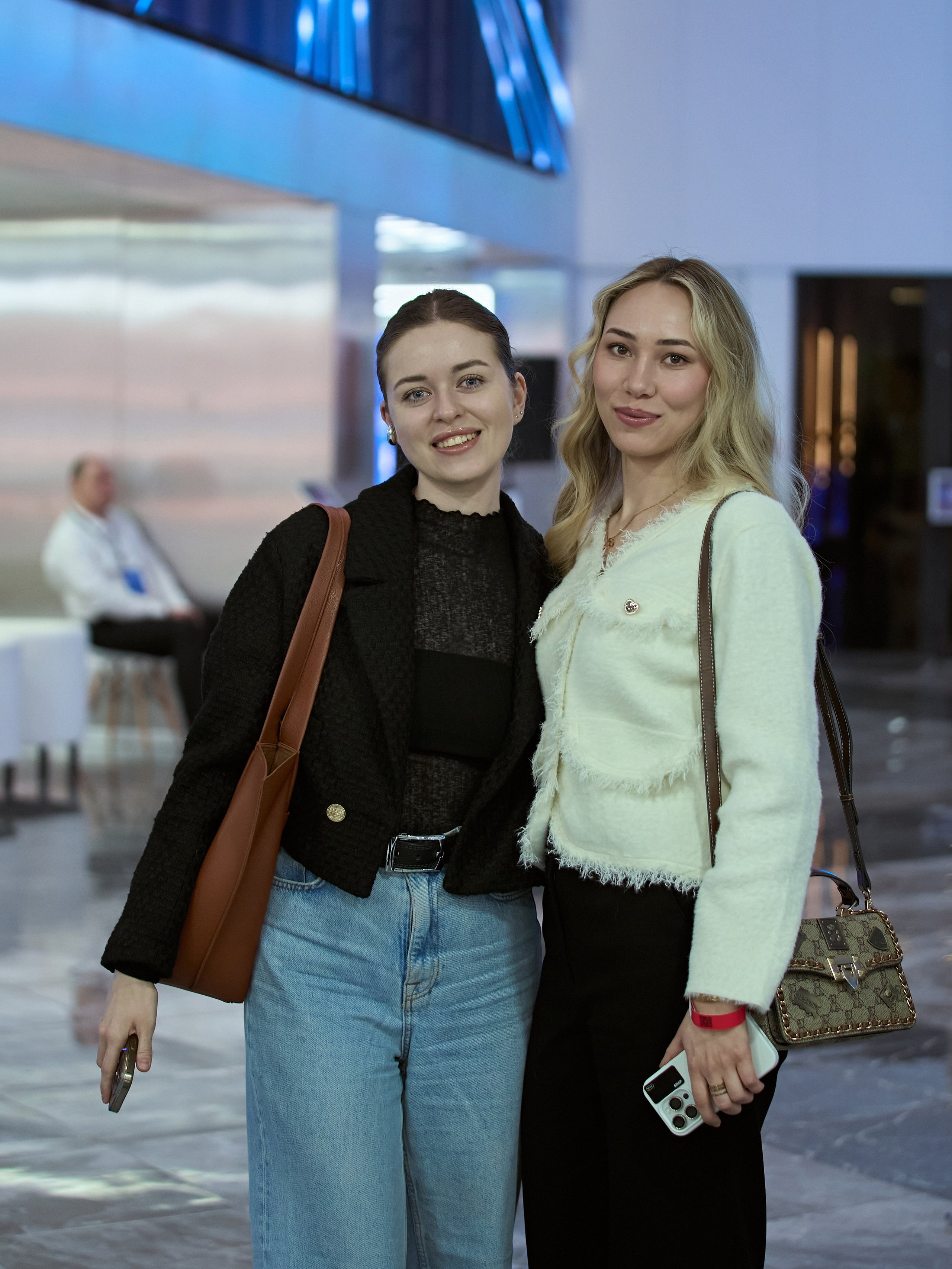 СЛУШАТЕЛИ. PRO-AGELESS