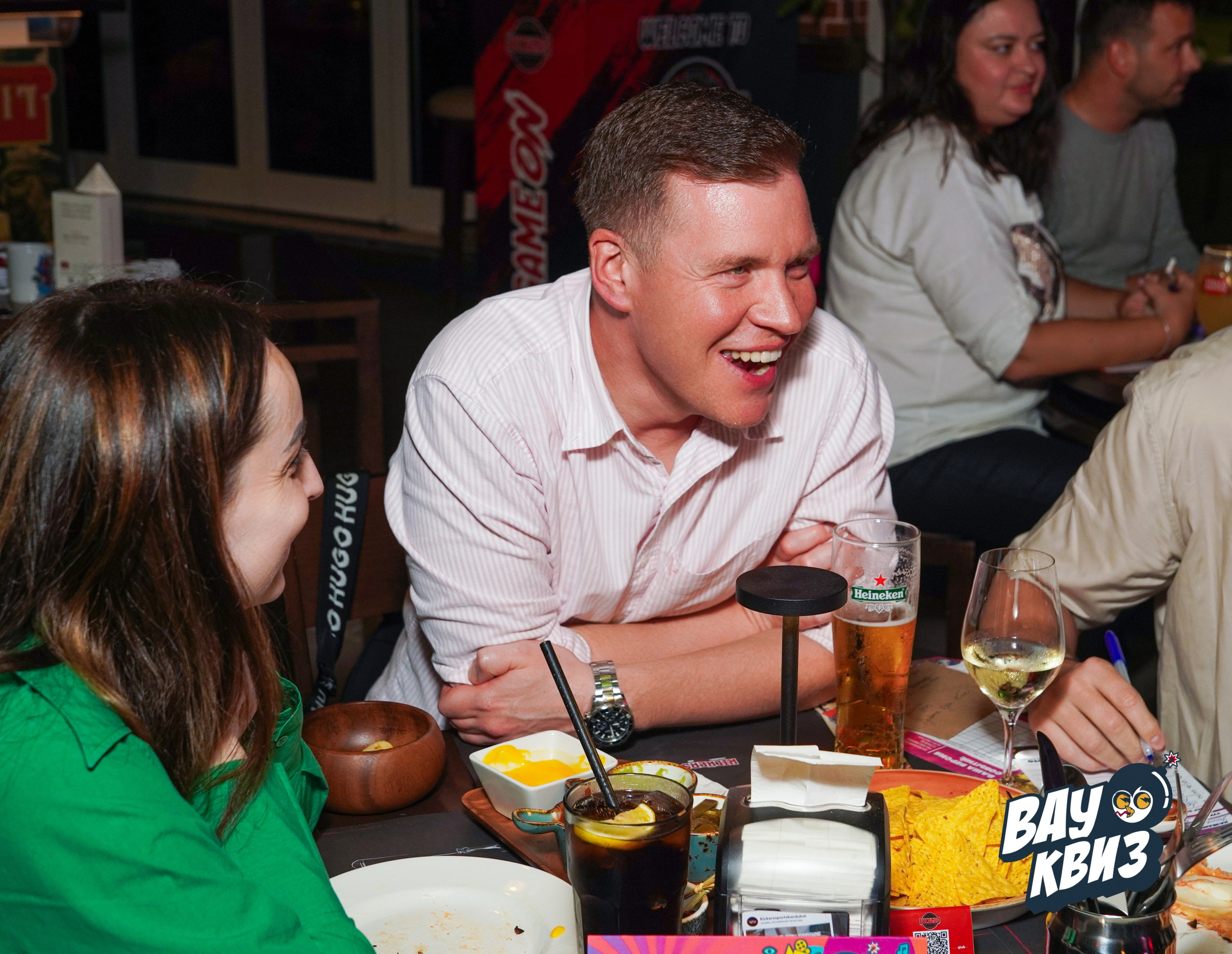 WOW QUIZ DUBAI. Фото | Видео Контент Мишель Ватаманюк