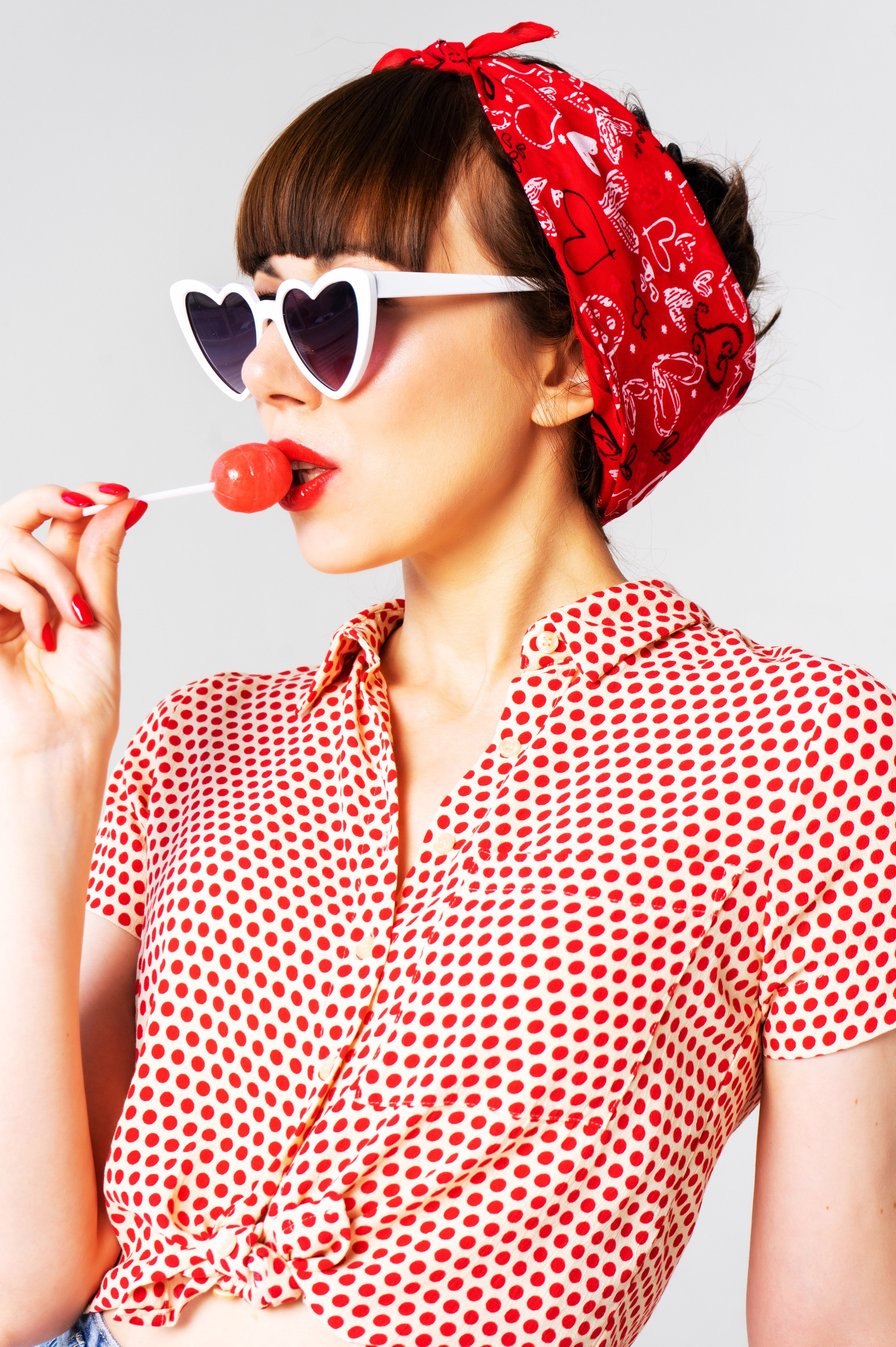 Фотосессия на циклорамме. Фотограф Екатеринбург Кокшарова Александра