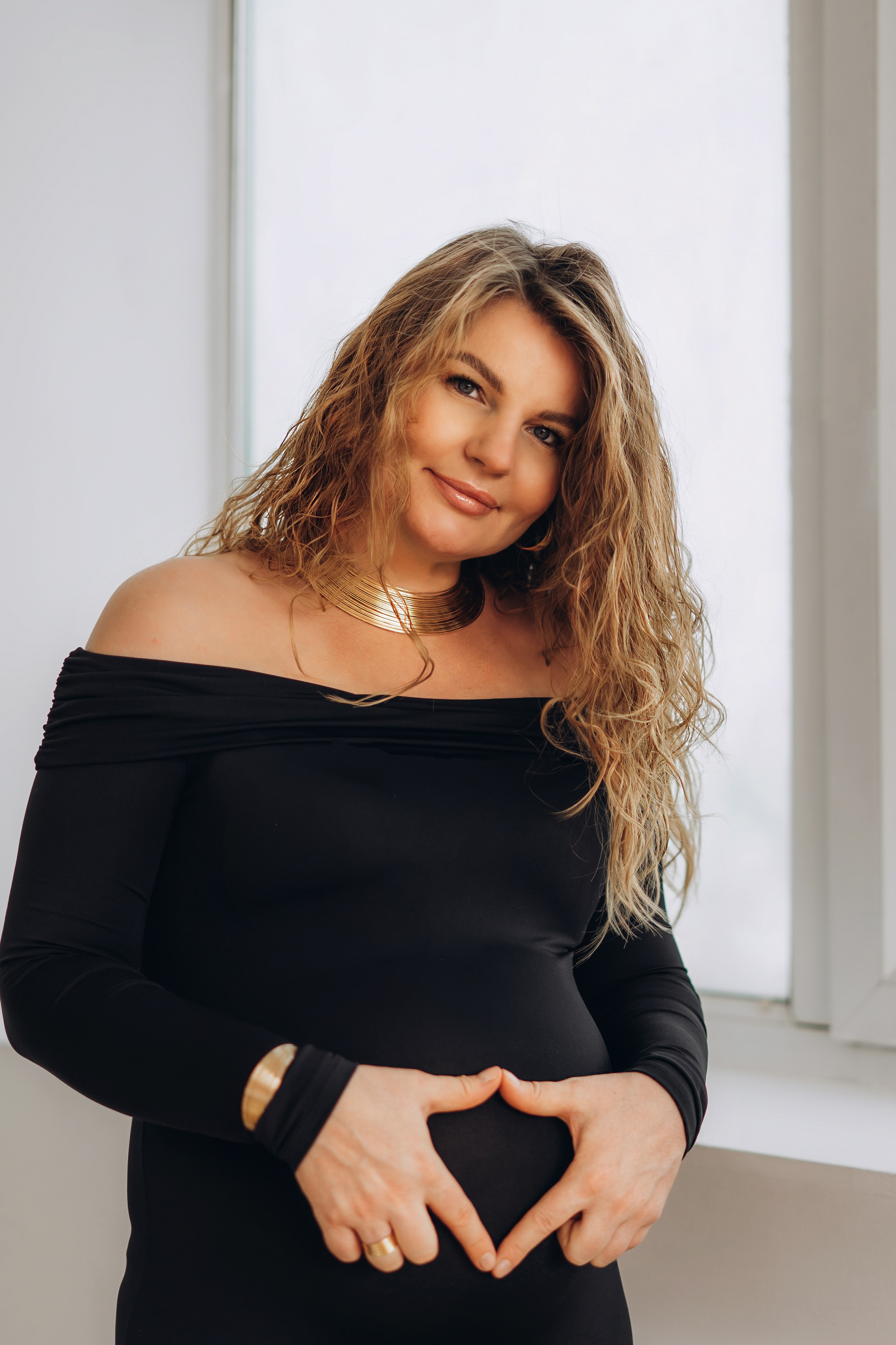 Беременность съемка семьи в студии. Фотограф Екатеринбург Кокшарова Александра