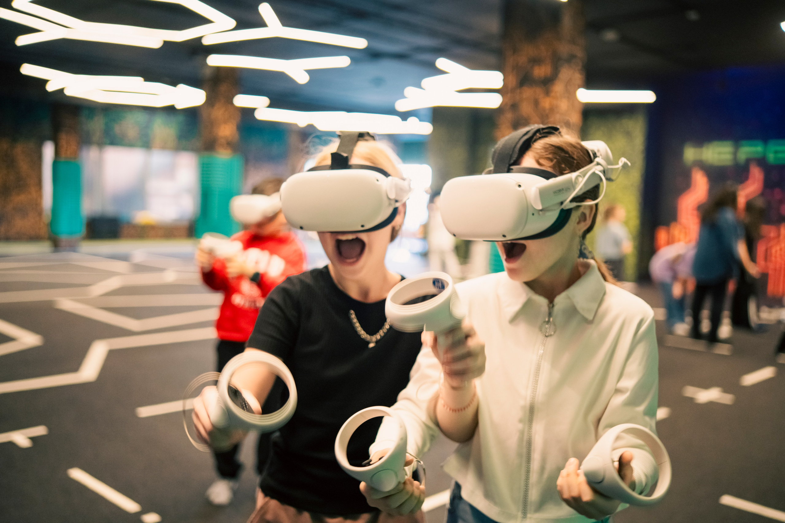 VR (September-October 2024). Felixtones