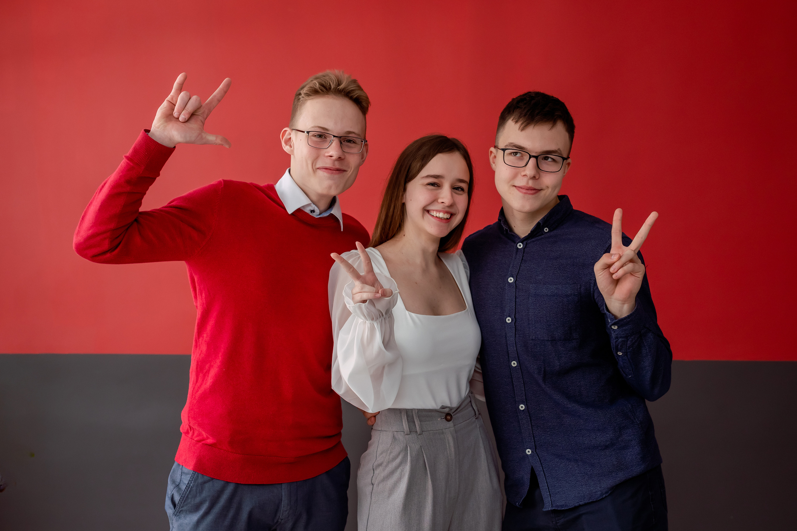 Фотокомпания «Алые паруса» выпускные альбомы Москва и МО