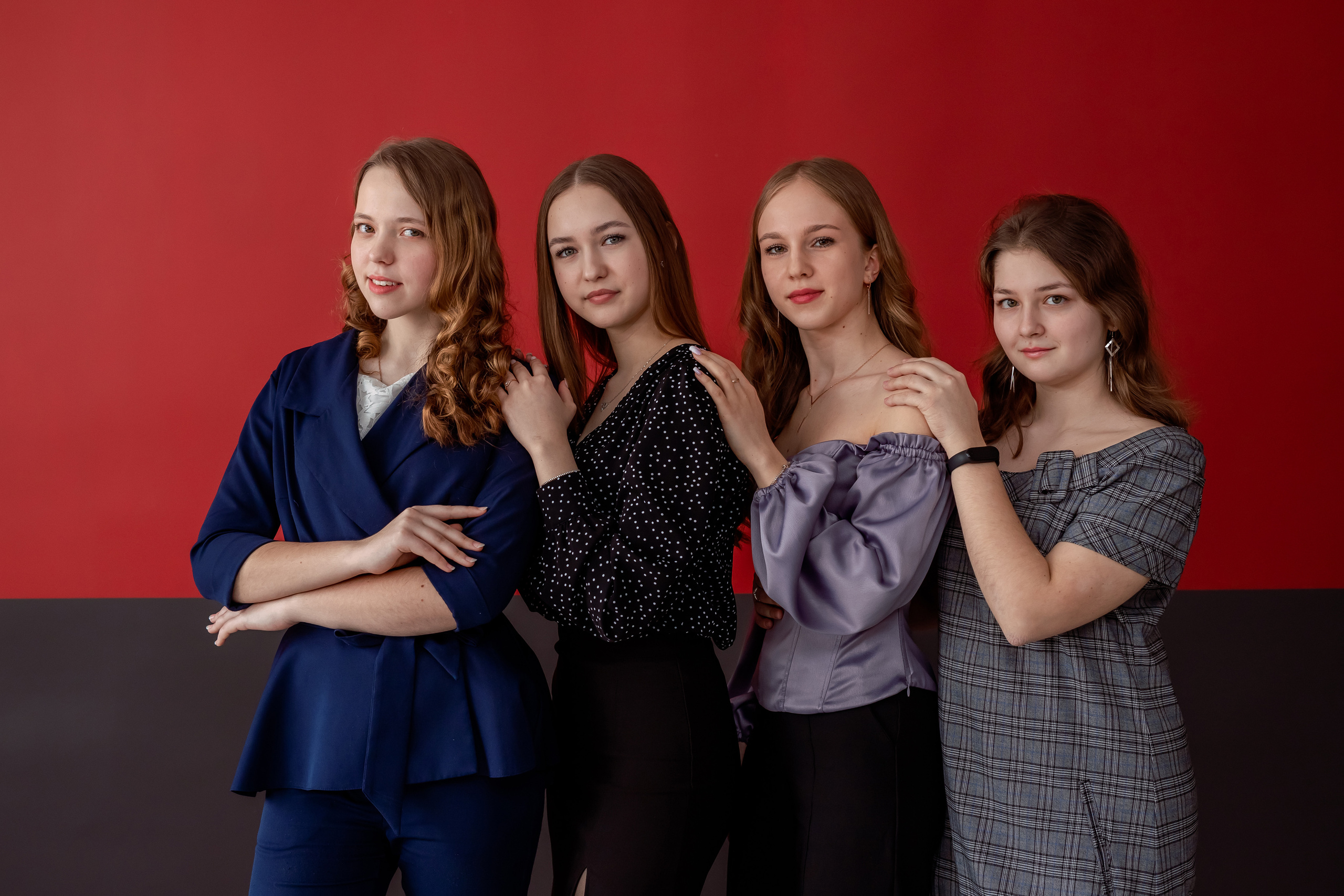 Фотокомпания «Алые паруса» выпускные альбомы Москва и МО