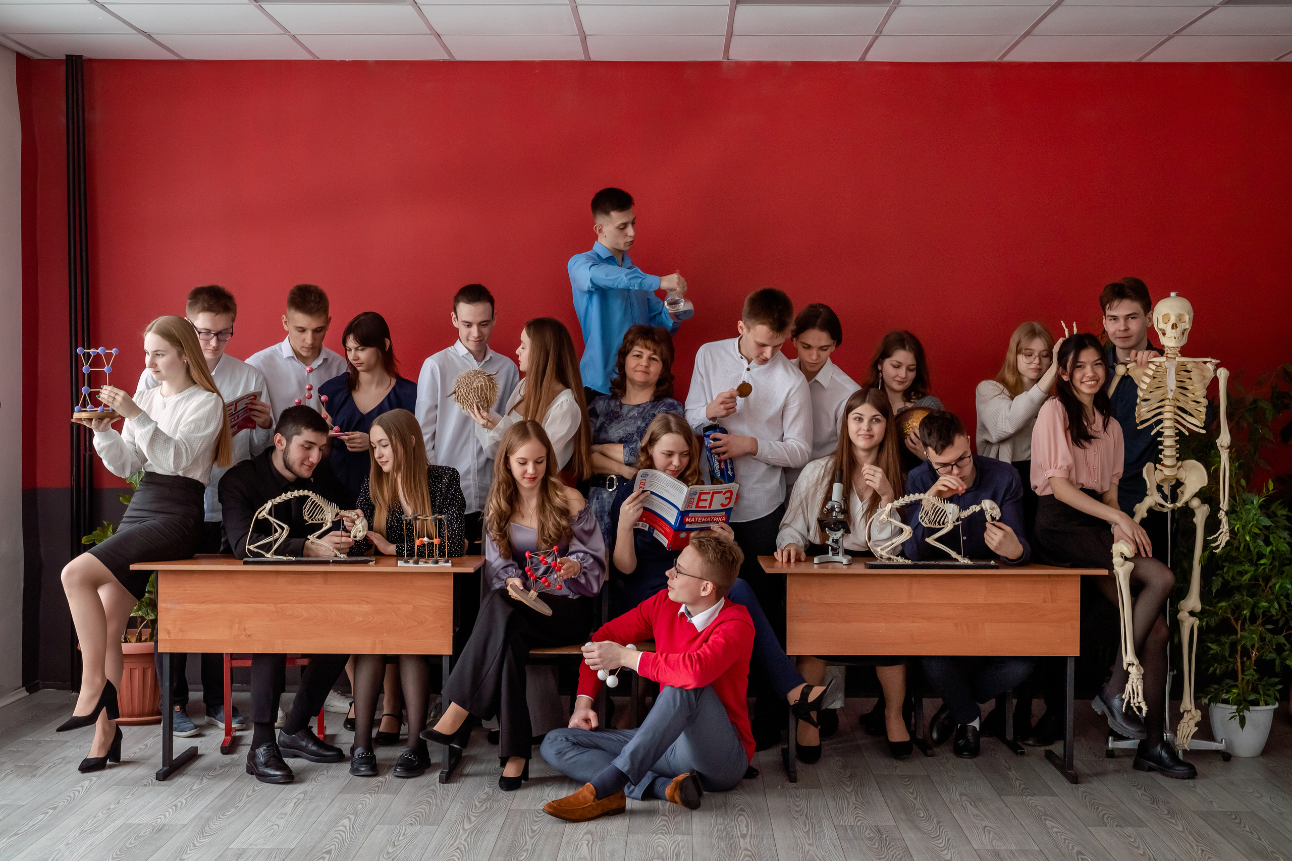 Фотокомпания «Алые паруса» выпускные альбомы Москва и МО