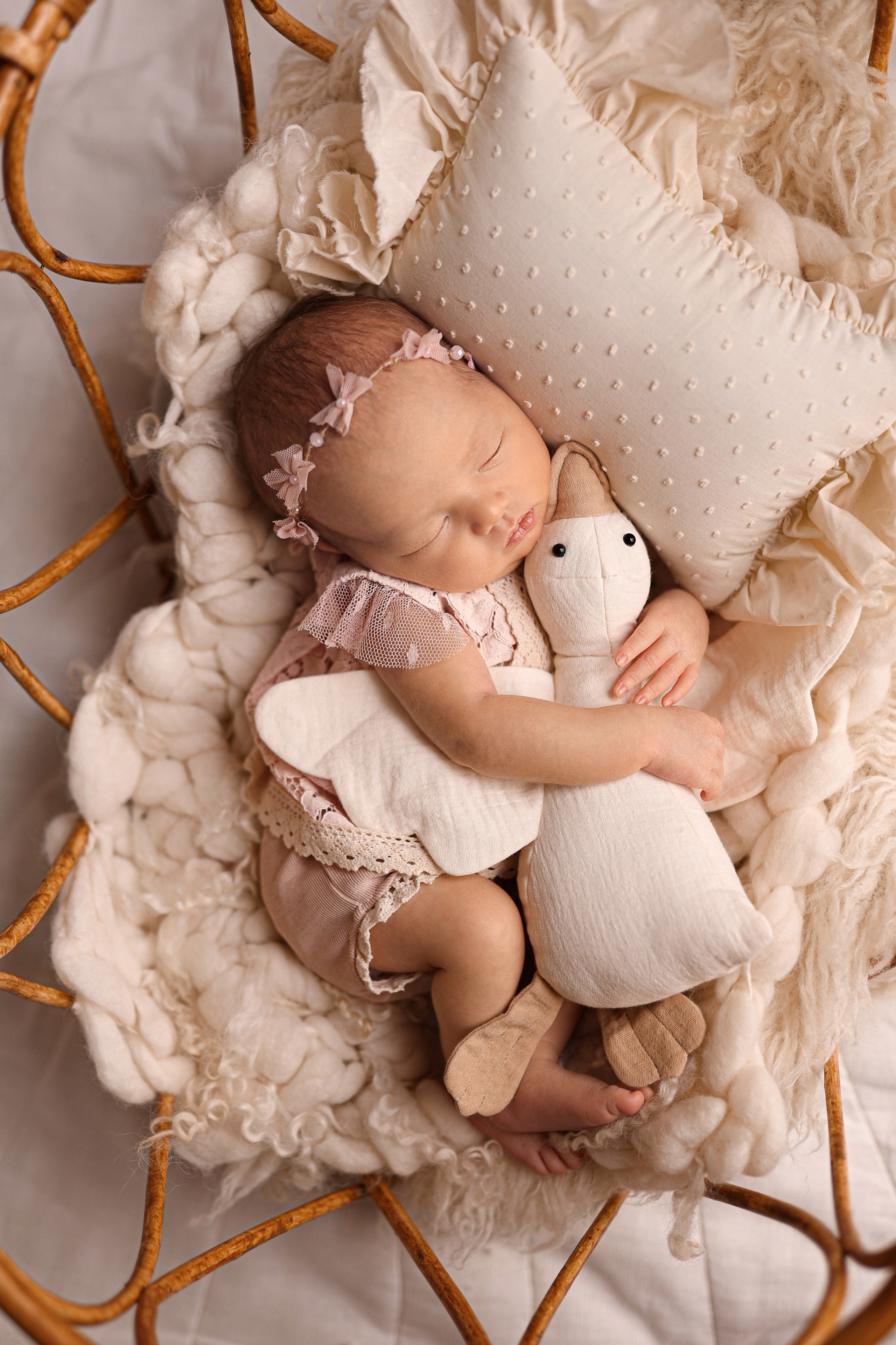 Мия. Лилия Алтухова — фотограф новорожденных в Москве и области